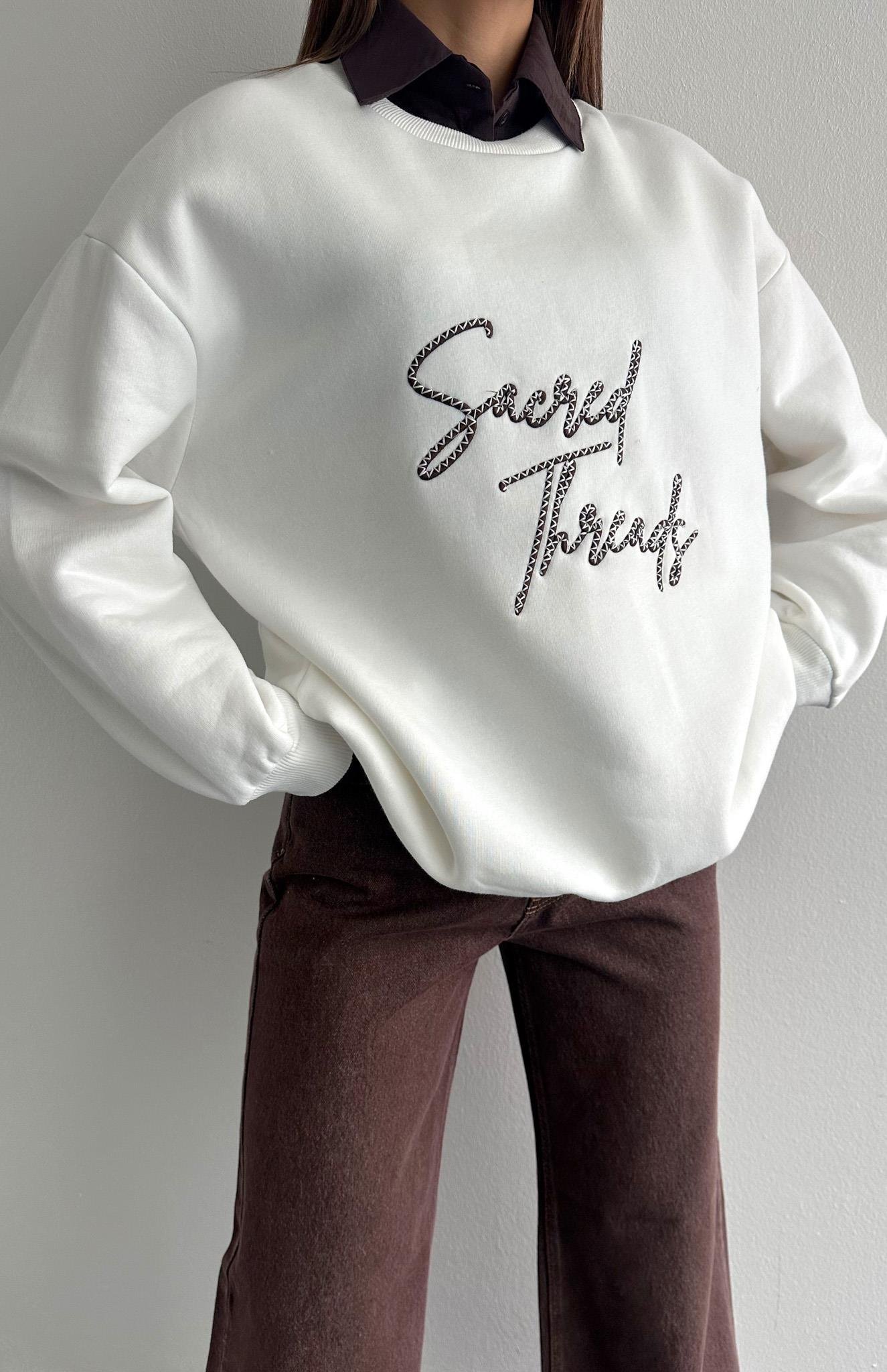 Sacred Nakişlı Gömlek Detaylı Sweatshırt EKRU