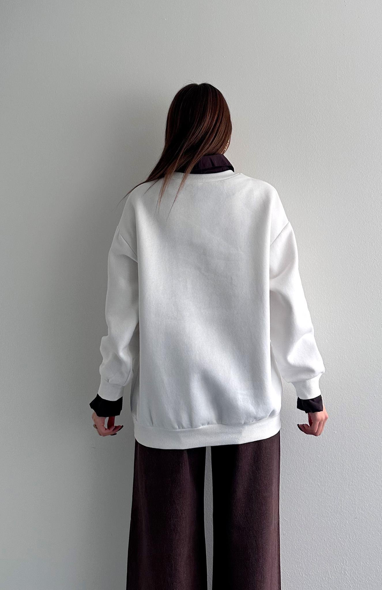 Sacred Nakişlı Gömlek Detaylı Sweatshırt EKRU