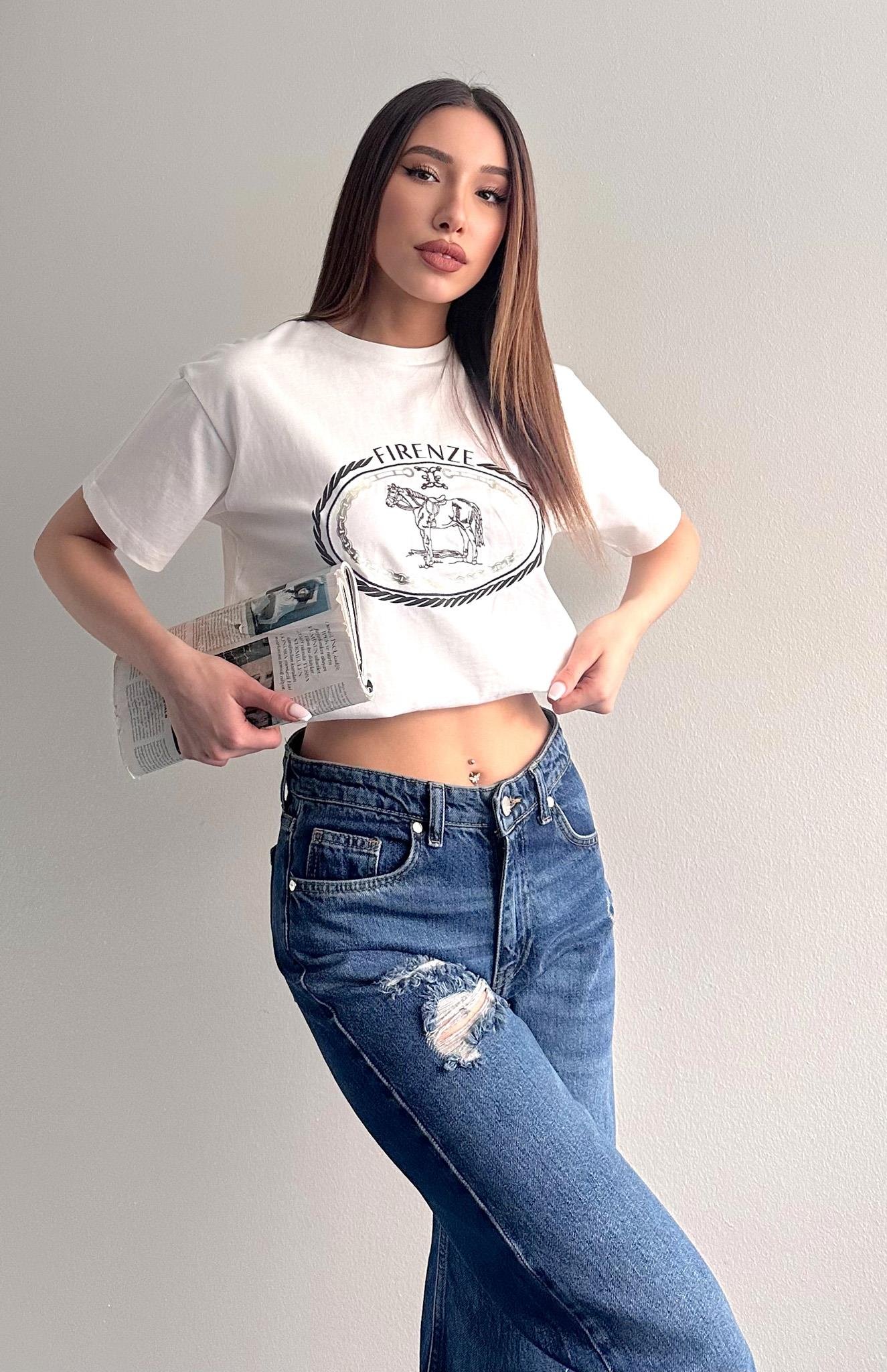 Baskı Nakiş Detaylı Tshırt EKRU