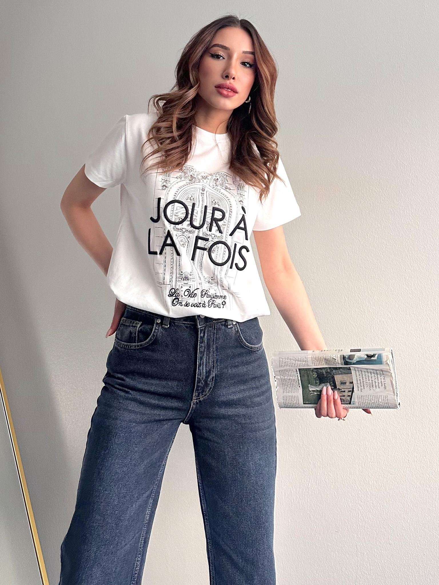 Baskı Ve Nakiş Detaylı Tshırt EKRU