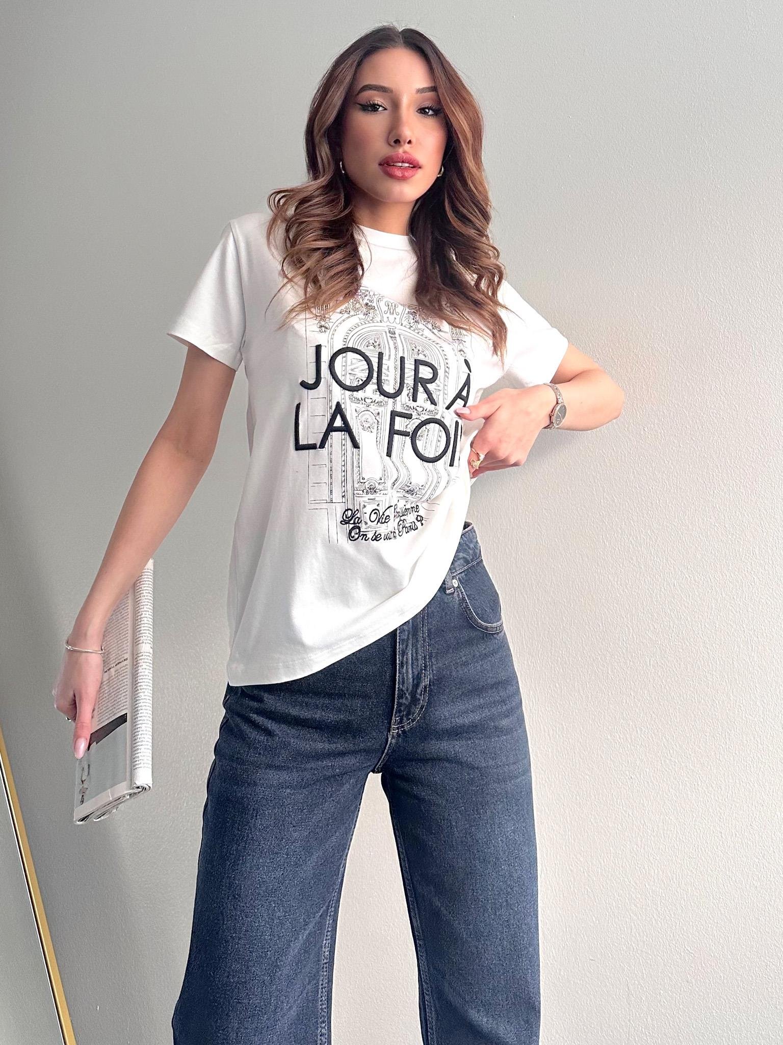 Baskı Ve Nakiş Detaylı Tshırt EKRU