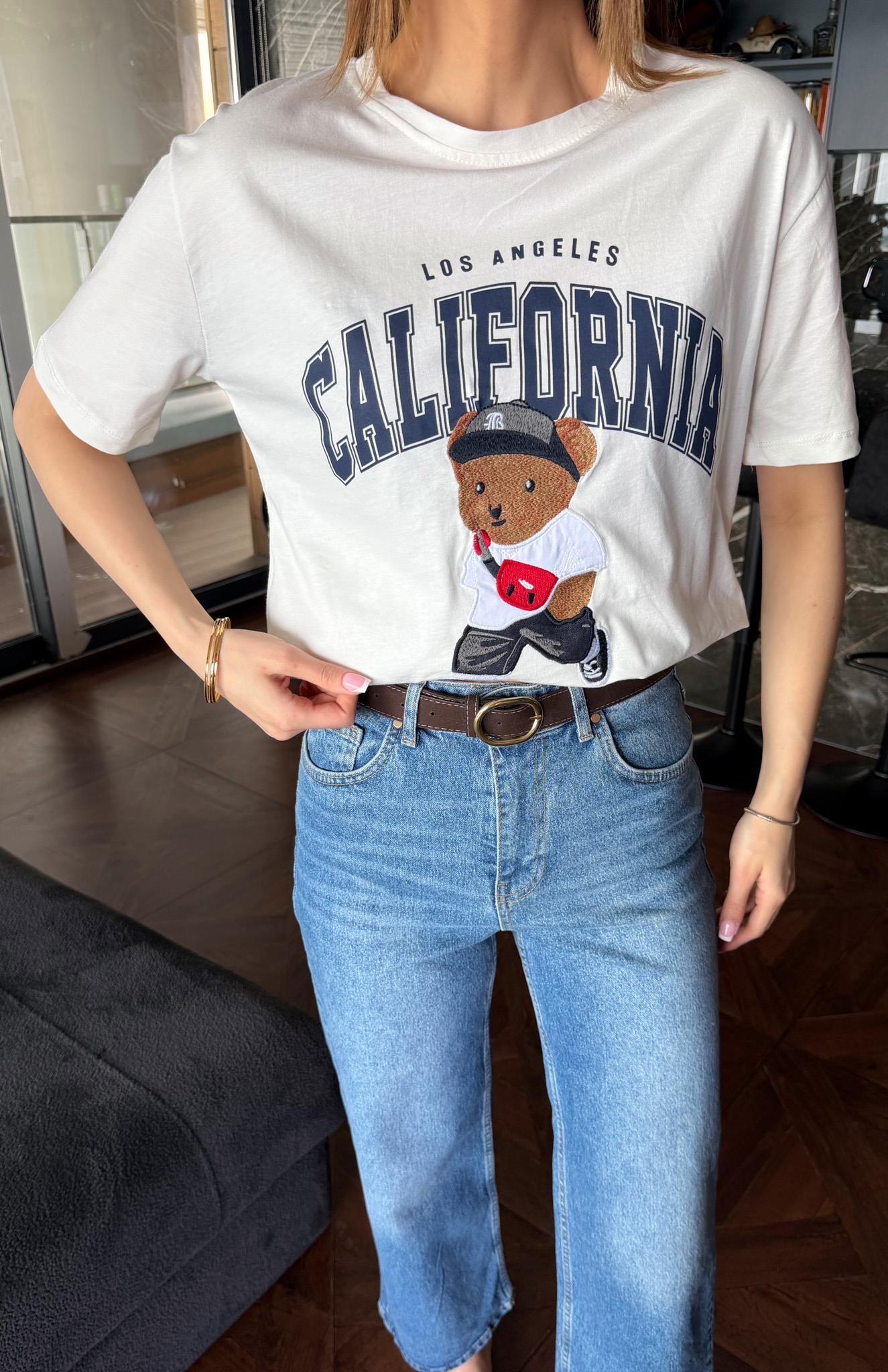 Califormia Baskılı Ayıcık Baskılı Tshırt EKRU