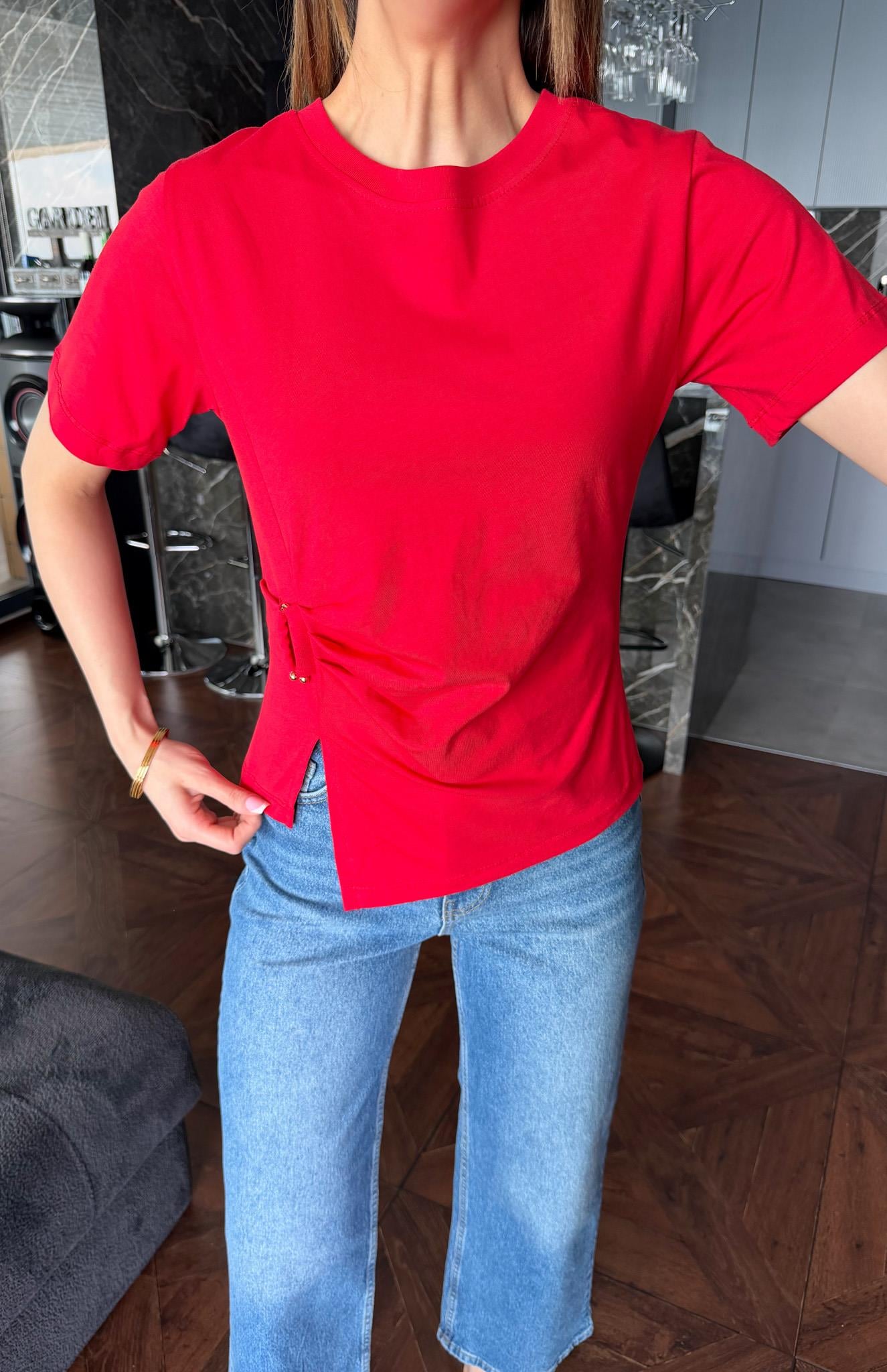 Toka Detaylı Bluz KIRMIZI
