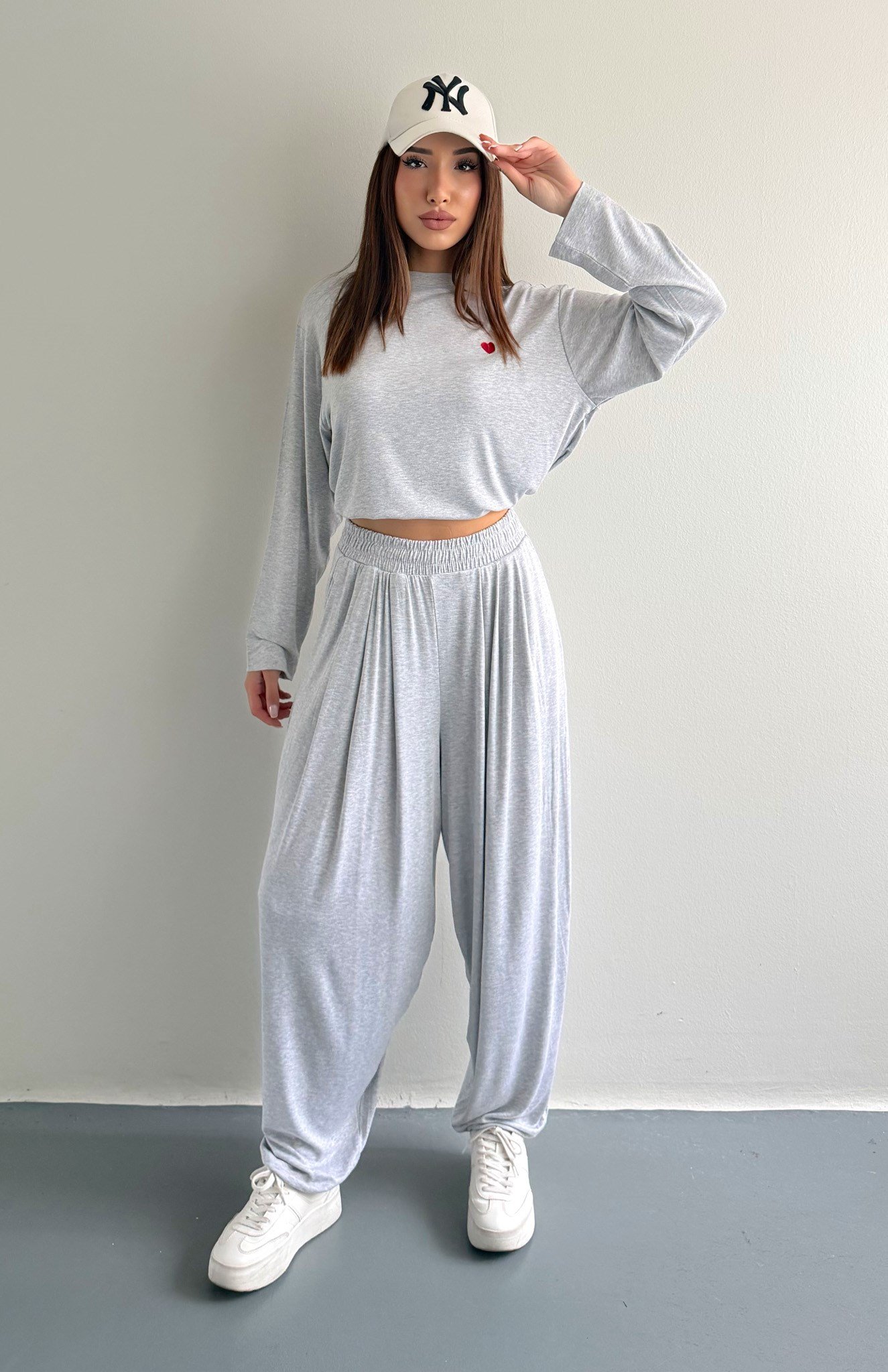 Kalp Nakiş Örme Bluz Pantolon Takım GRİ