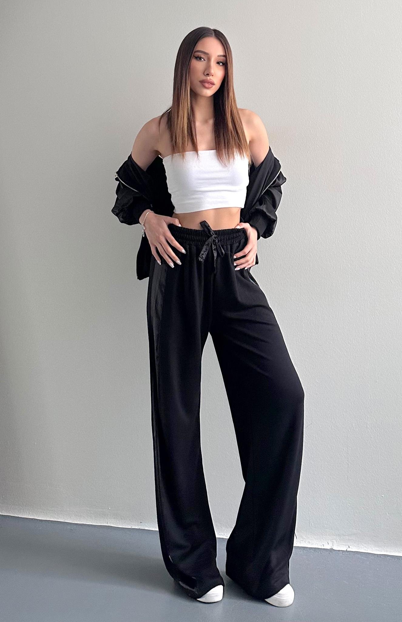 Saten Detaylı Takım SİYAH