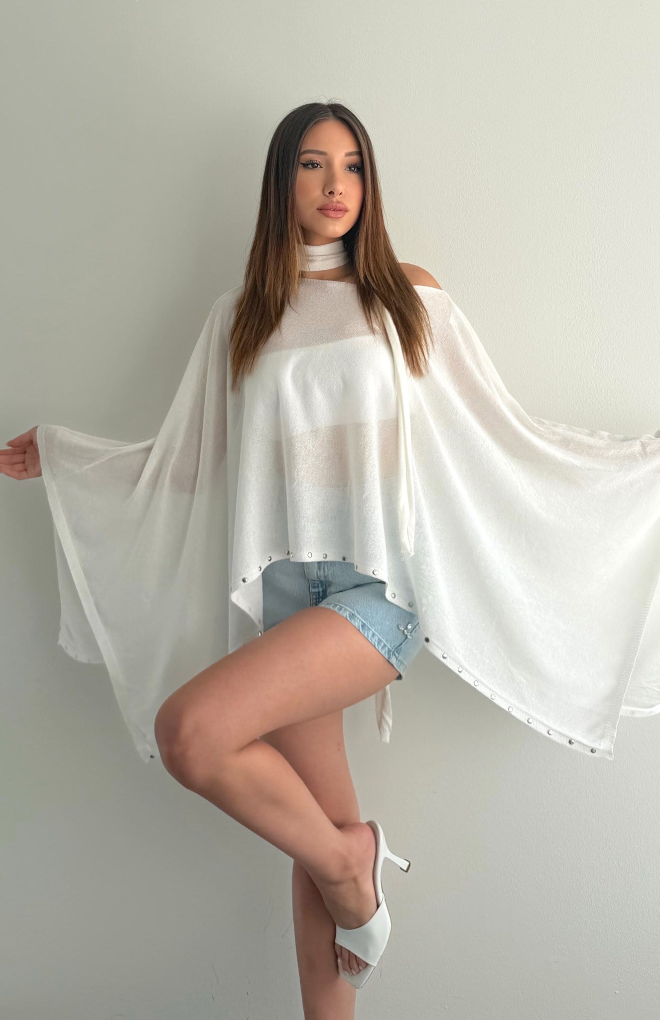 Transparan Triko Pelerin KEMİK