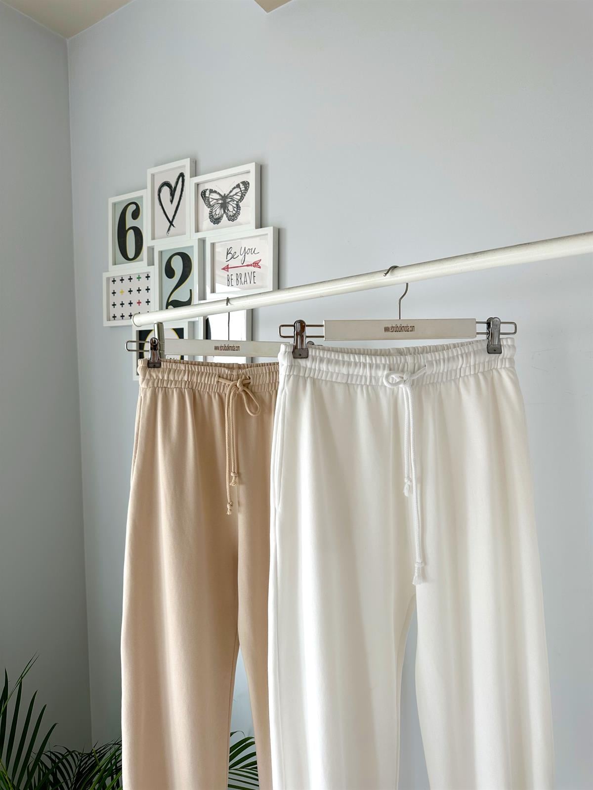 BİLEĞİ LASTİKLİ JOGGER EŞOFMAN