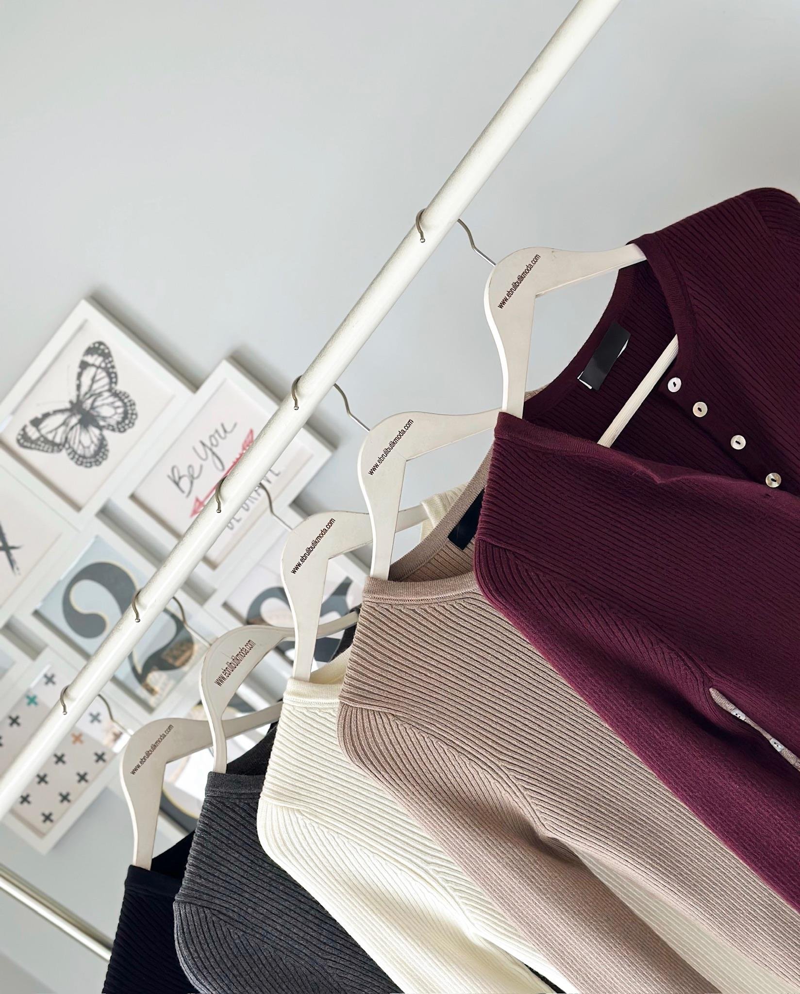 DÜĞMELİ FİTİLLİ TRİKO KAZAK