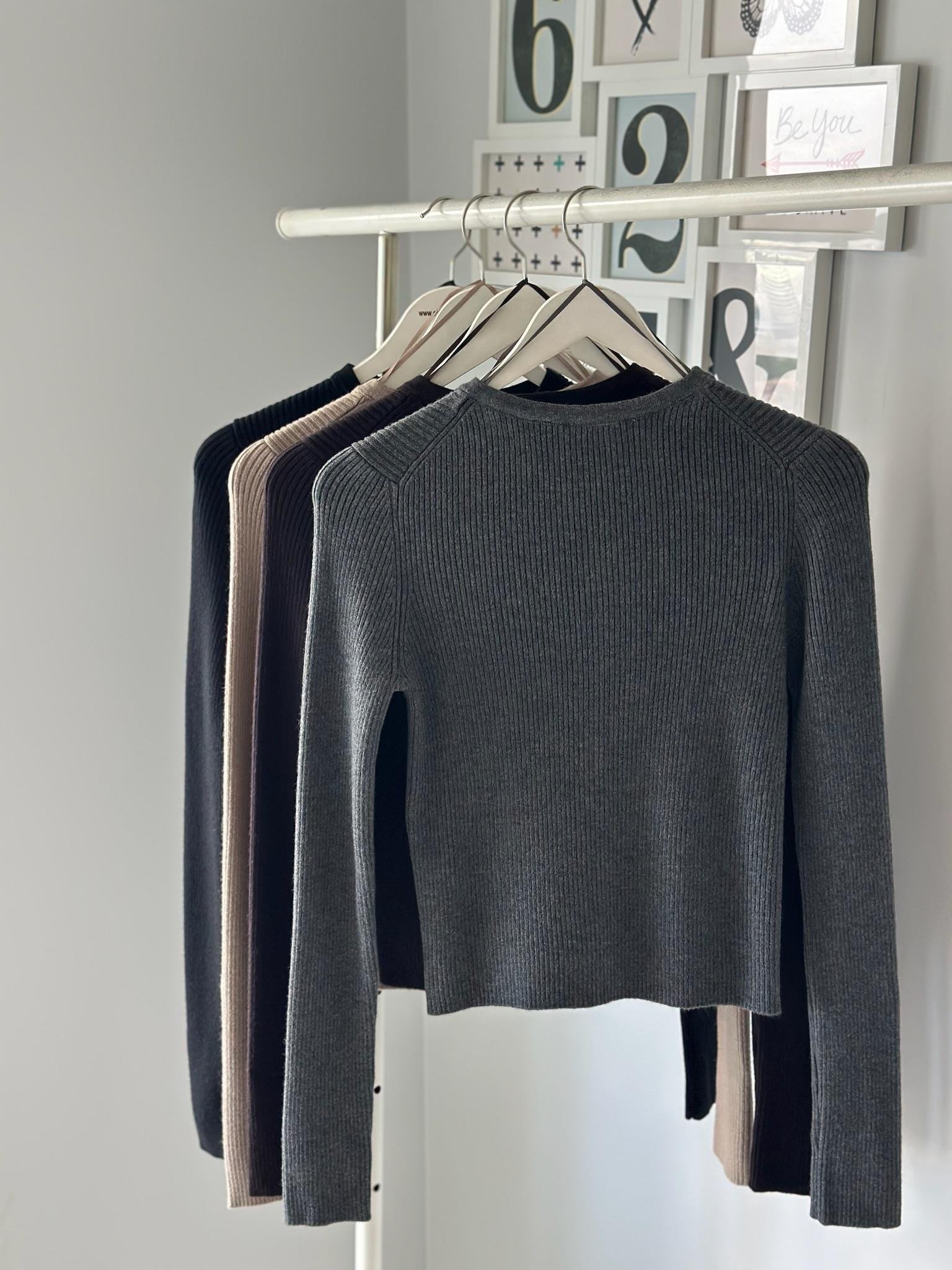 DÜĞMELİ FİTİLLİ TRİKO KAZAK