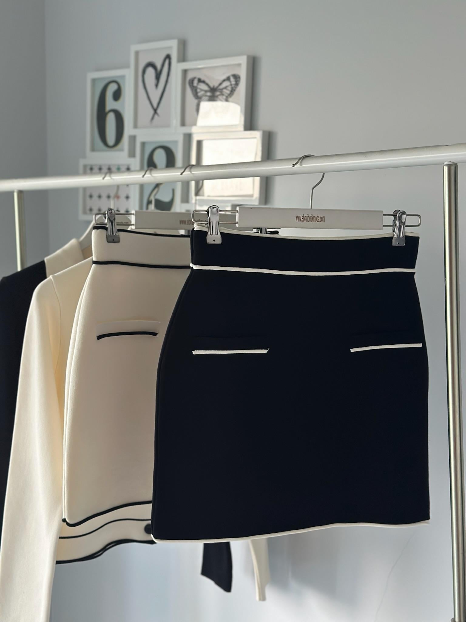 ETEKLİ TRİKO TAKIM