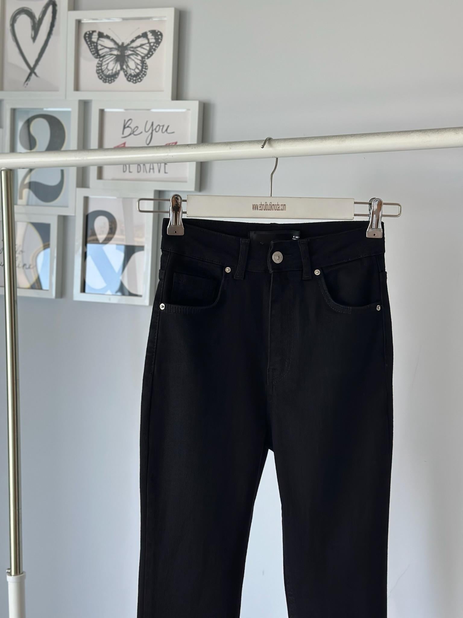 FULL ESNEK SİYAH JEAN