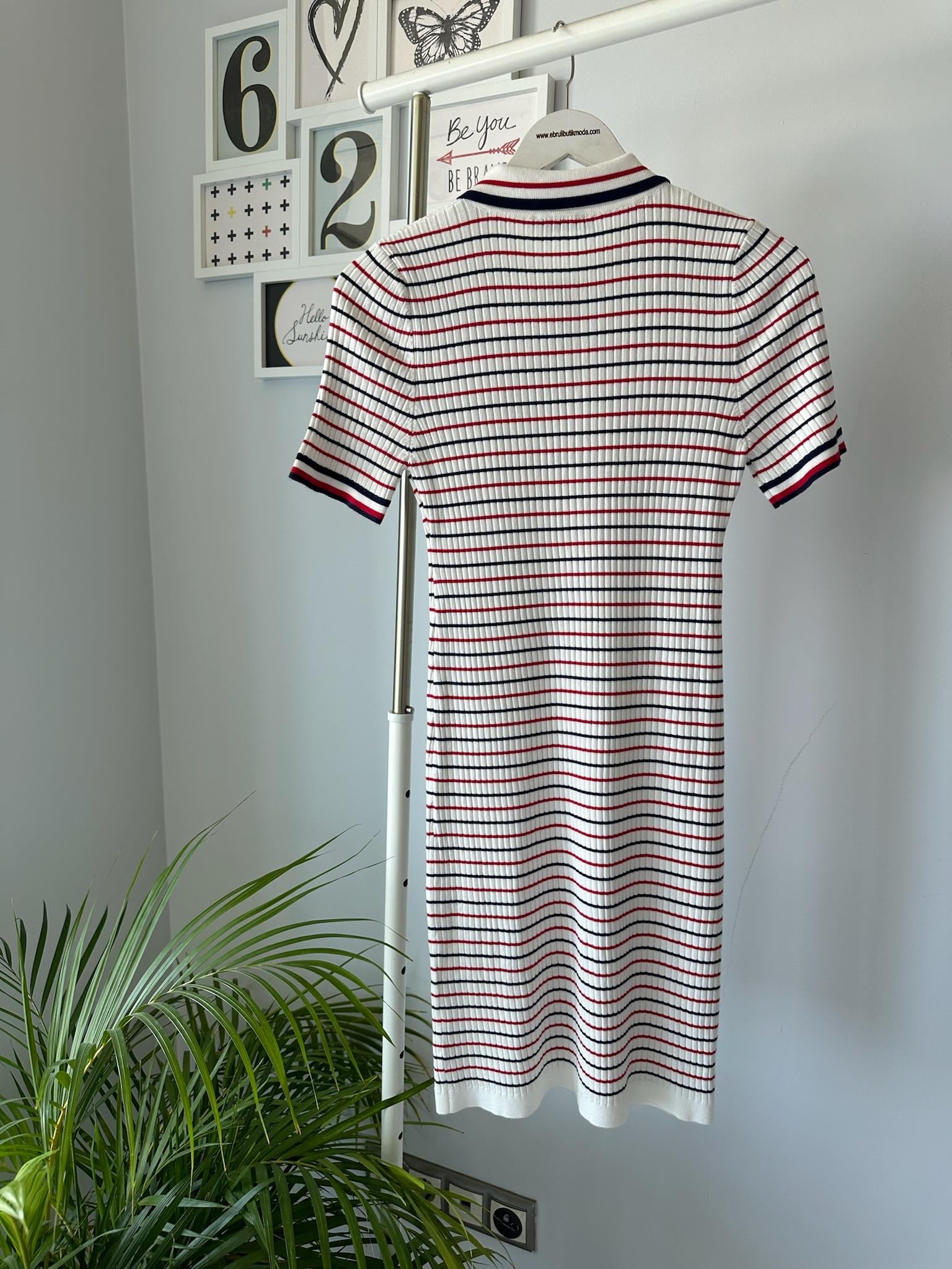 POLO YAKA DÜĞMELİ MARINE TRİKO ELBİSE
