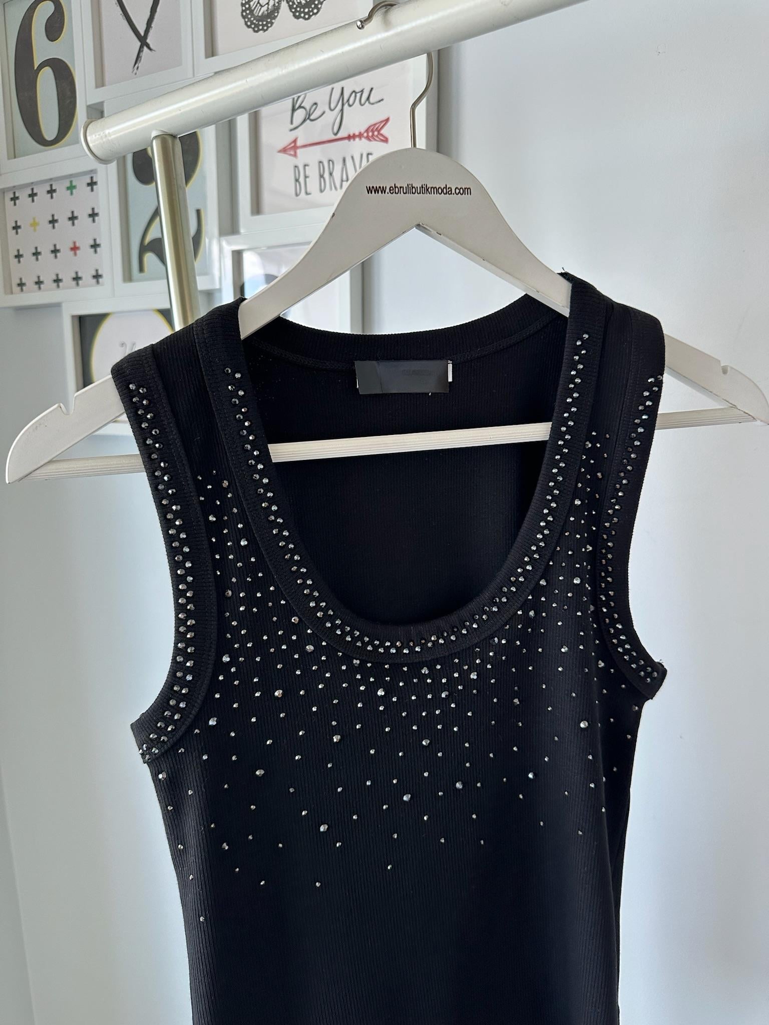 TAŞLI ATLET BODY
