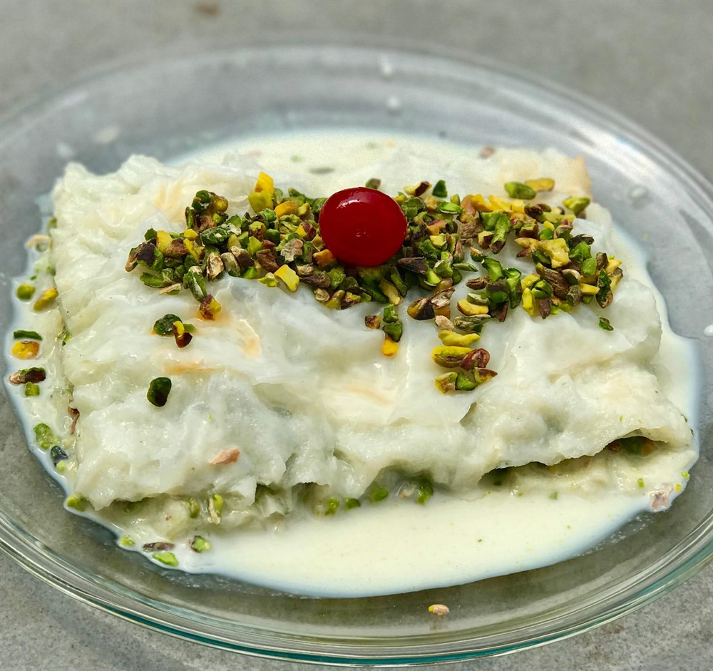 GÜLLAÇ FISTIKLI