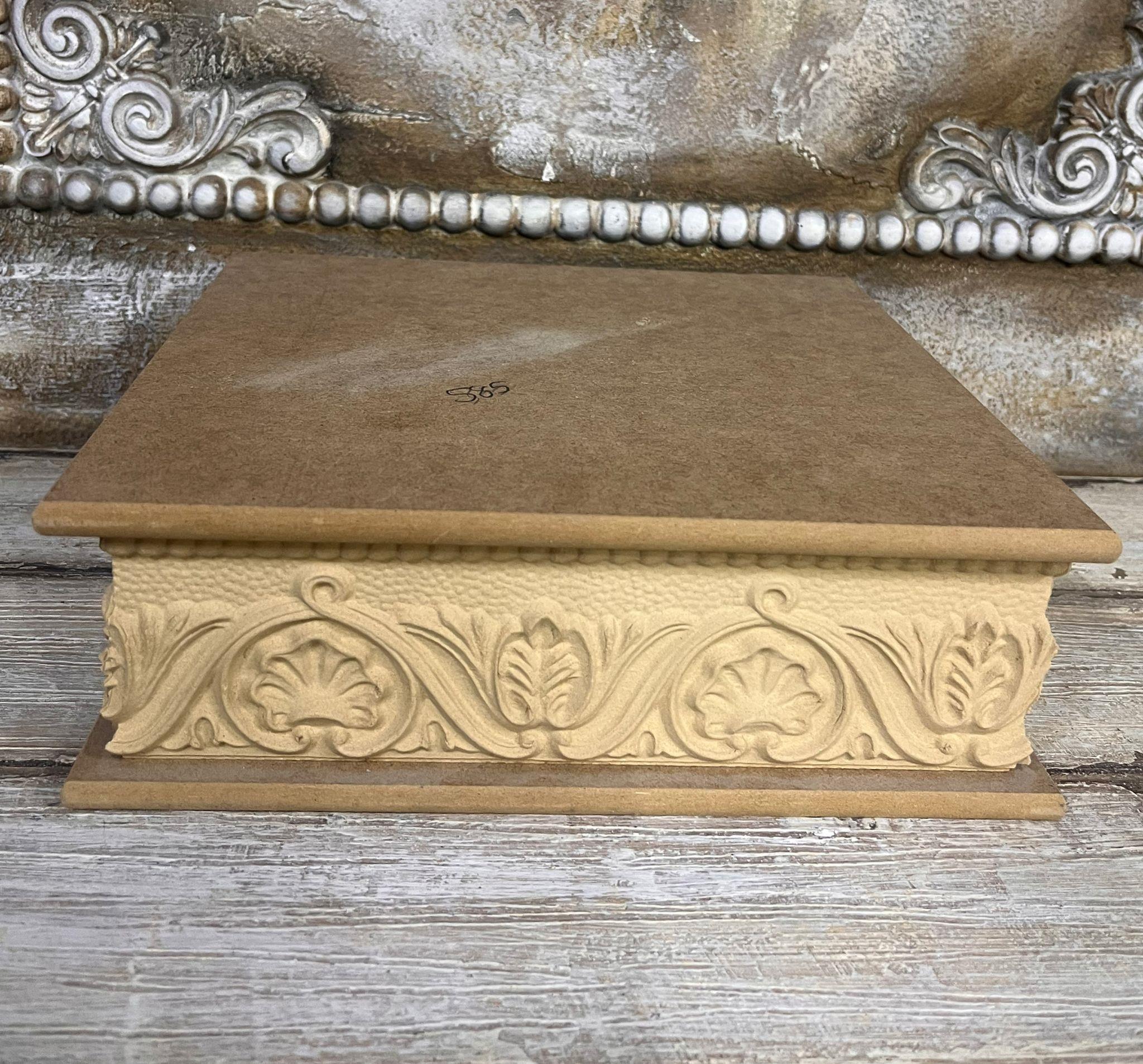 İŞLEMELİ KUTU 24X8 CM