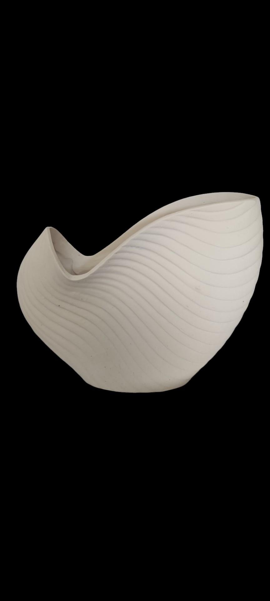 İSTİRİDYE VAZO 22X30 CM