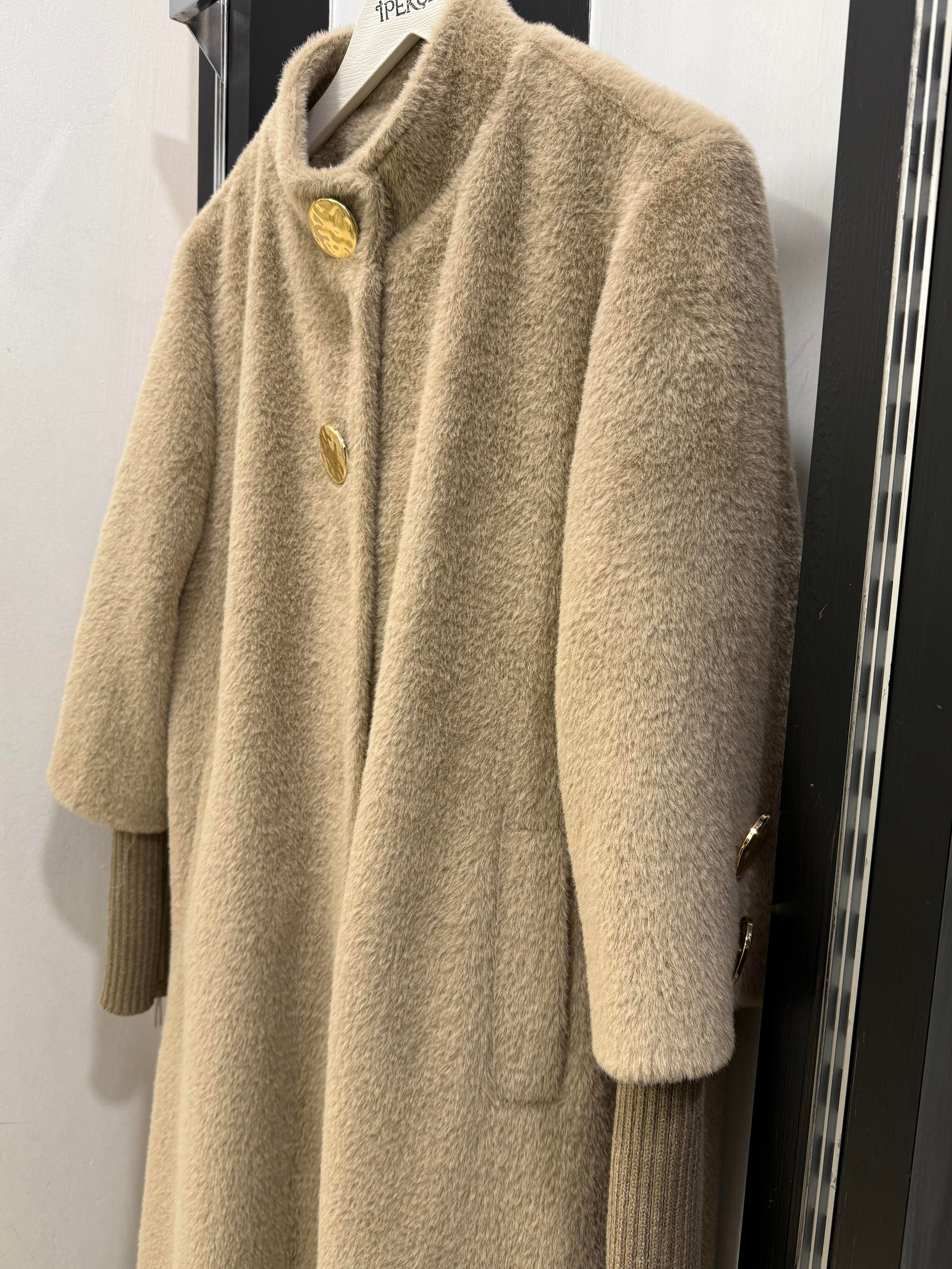 Kaban angora 25K-7129  kol-yaka düğme detaylı kaban koyu bej