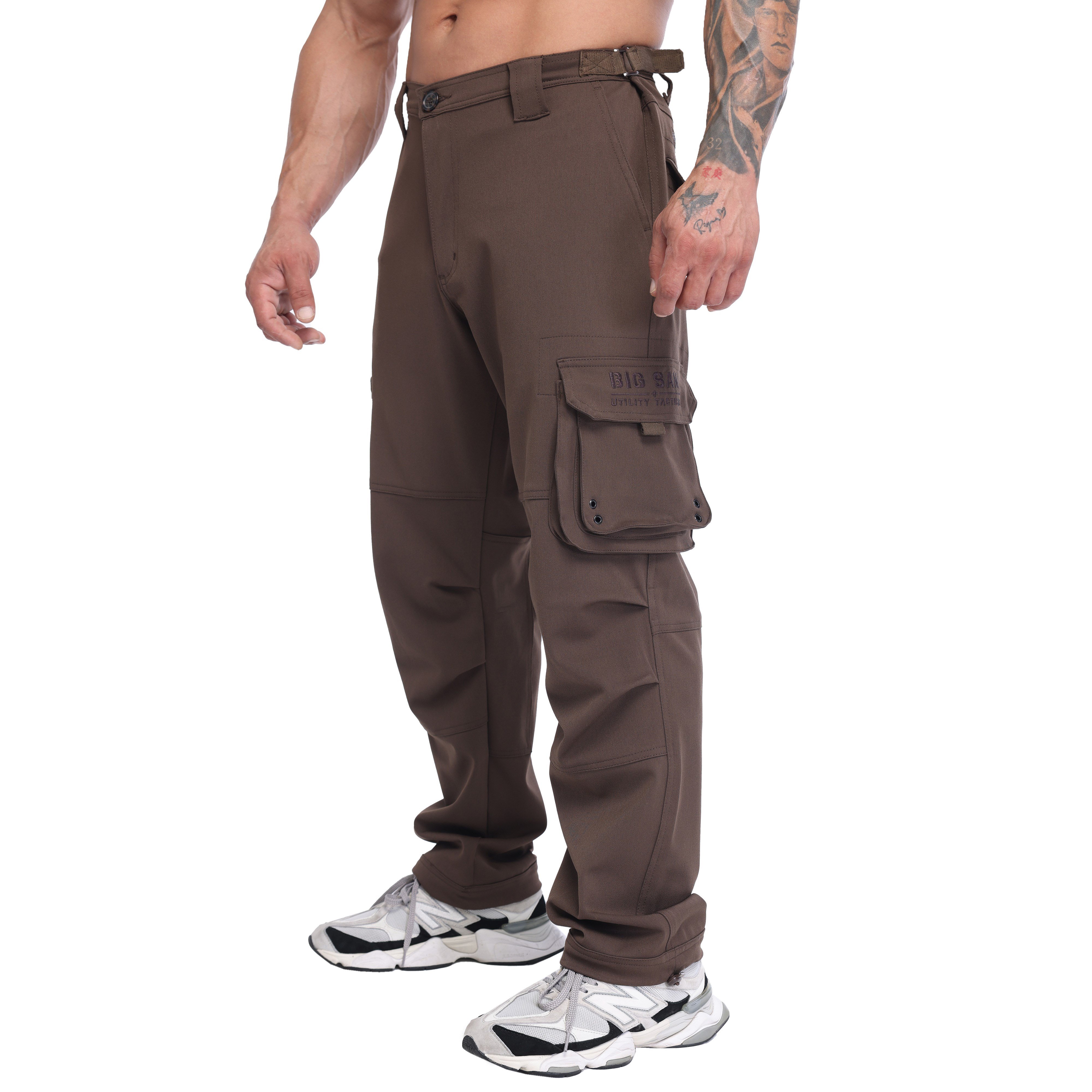 Men's Relaxed-Fit, Technical Fabric Cargo Pants