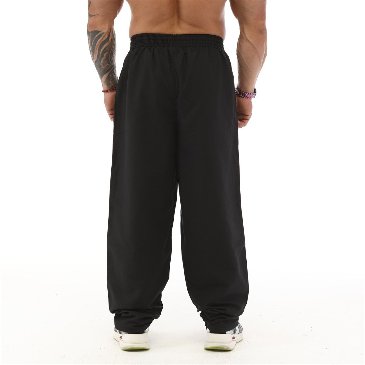 Men's Sweatpants With Zippered Pockets