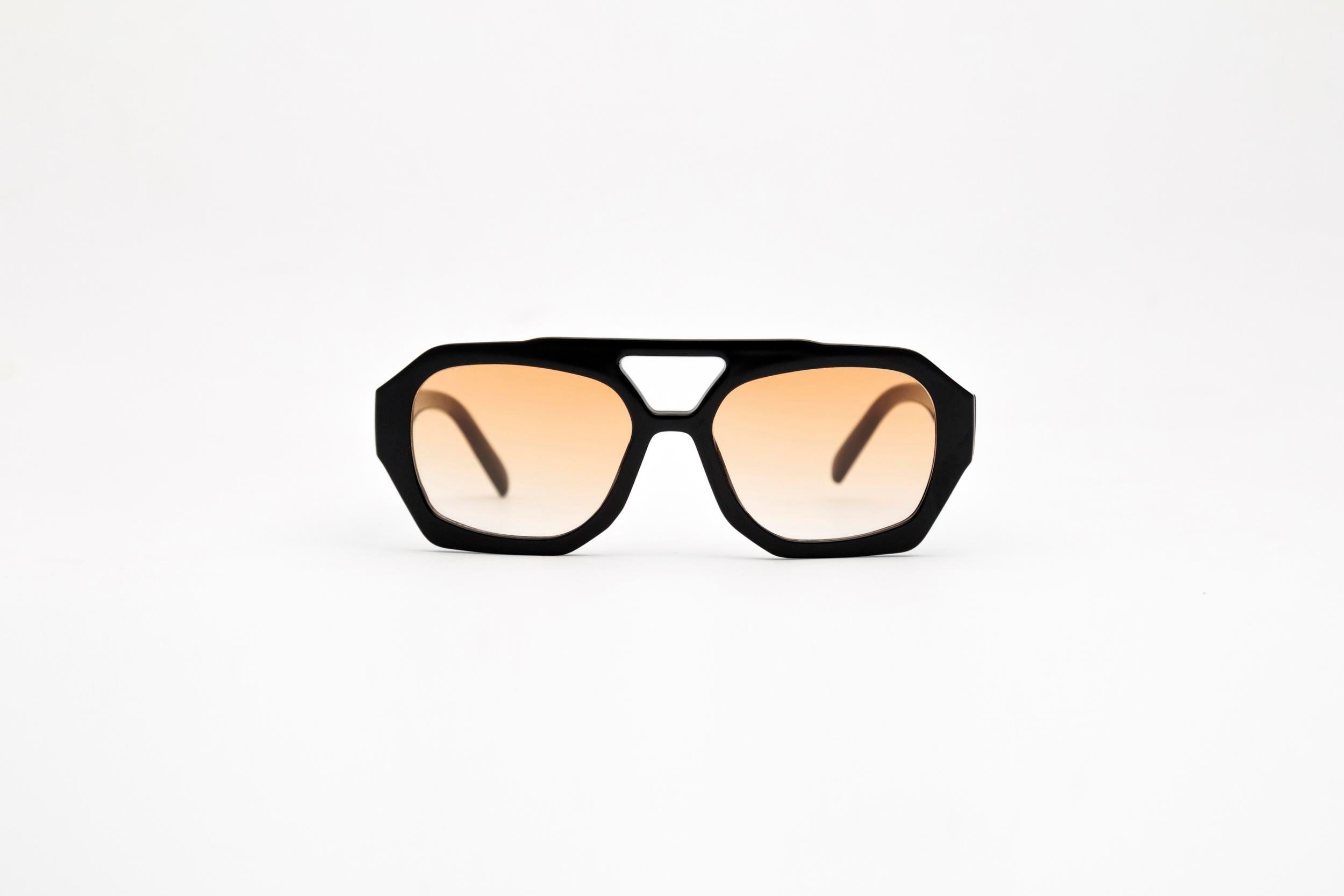 NOON GLASSES PARİS 02