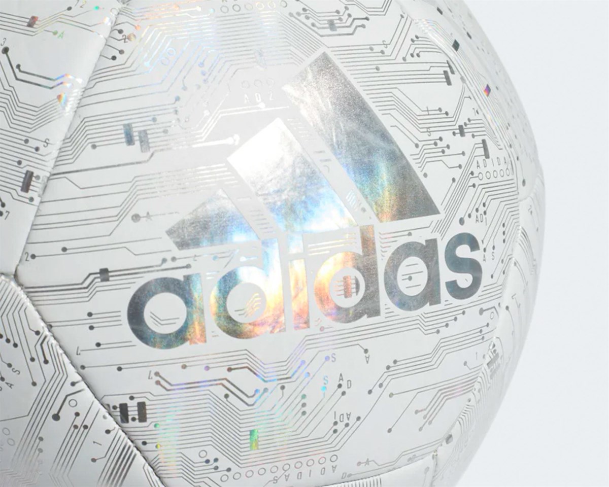 Adidas Cpt Futbol Topu