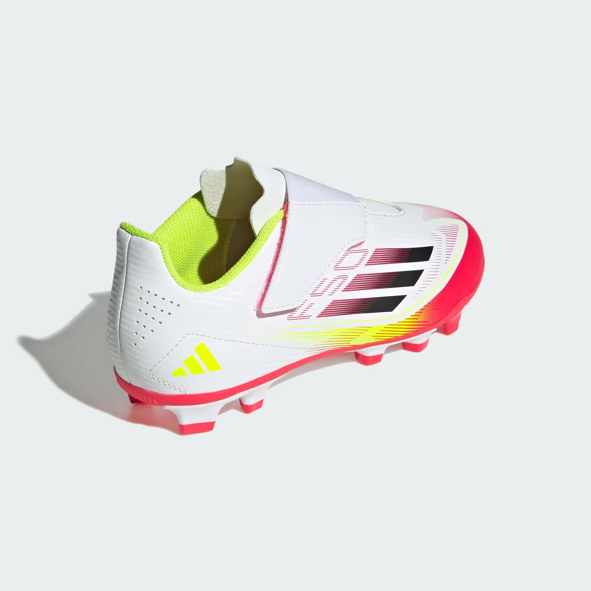 Adidas F50 Club Vel Fg/Mg Çocuk Krampon IE3729