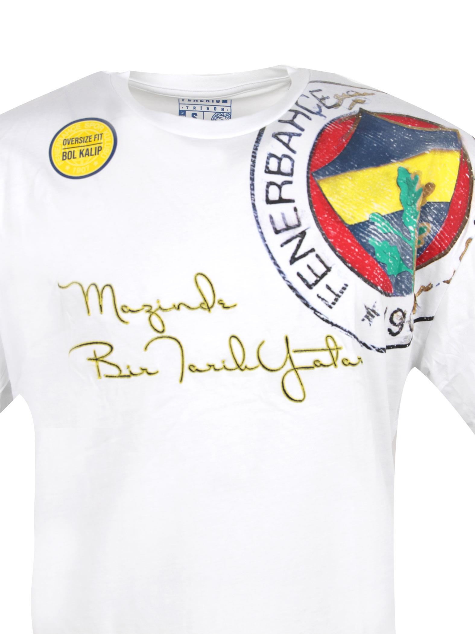 Fenerbahçe Tribün Mazinde Bir Tarih Yazar Erkek Tişörtü