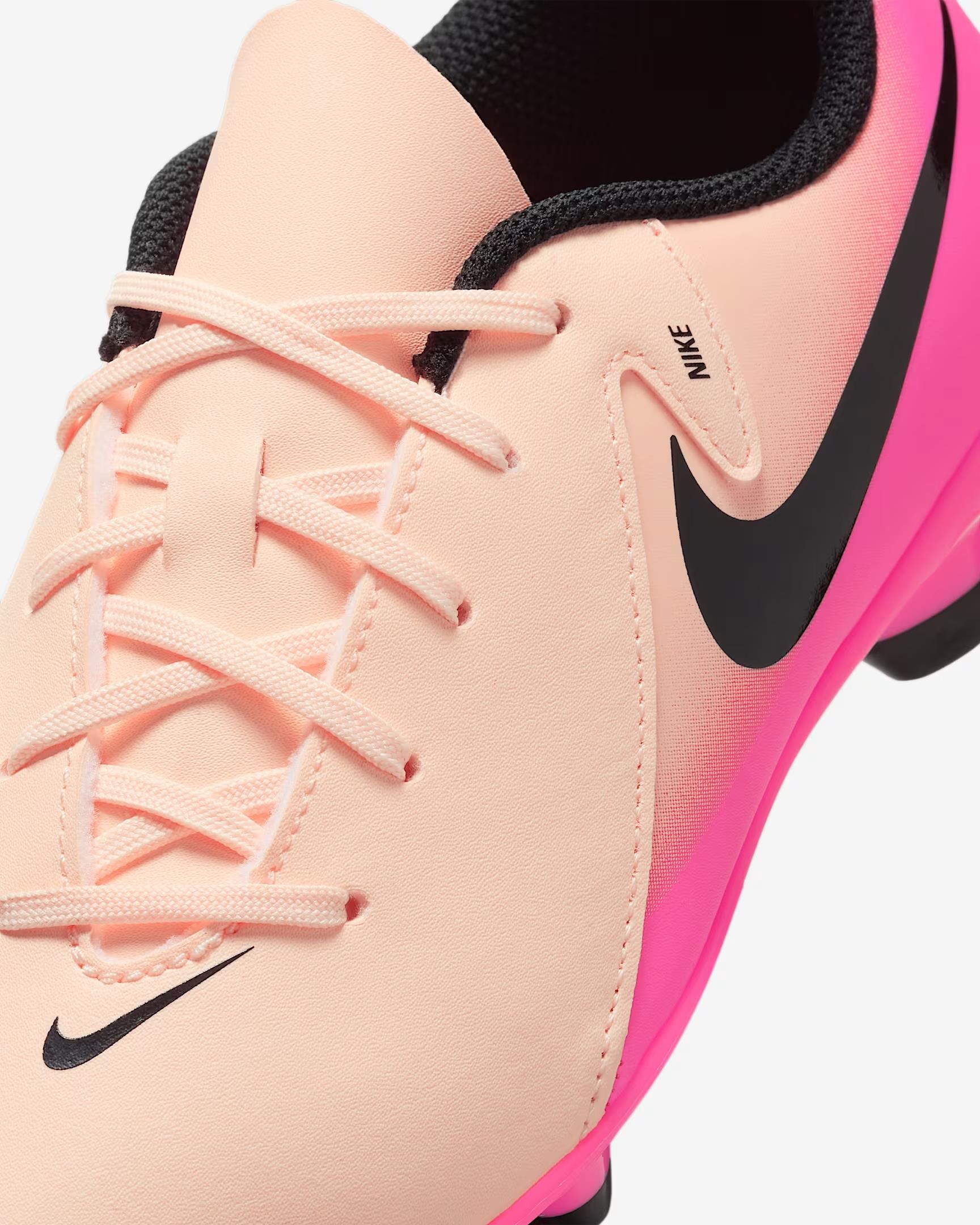 Nike Jr Phantom Gx İi Club Fg/Mg Çocuk Krampon FJ2600