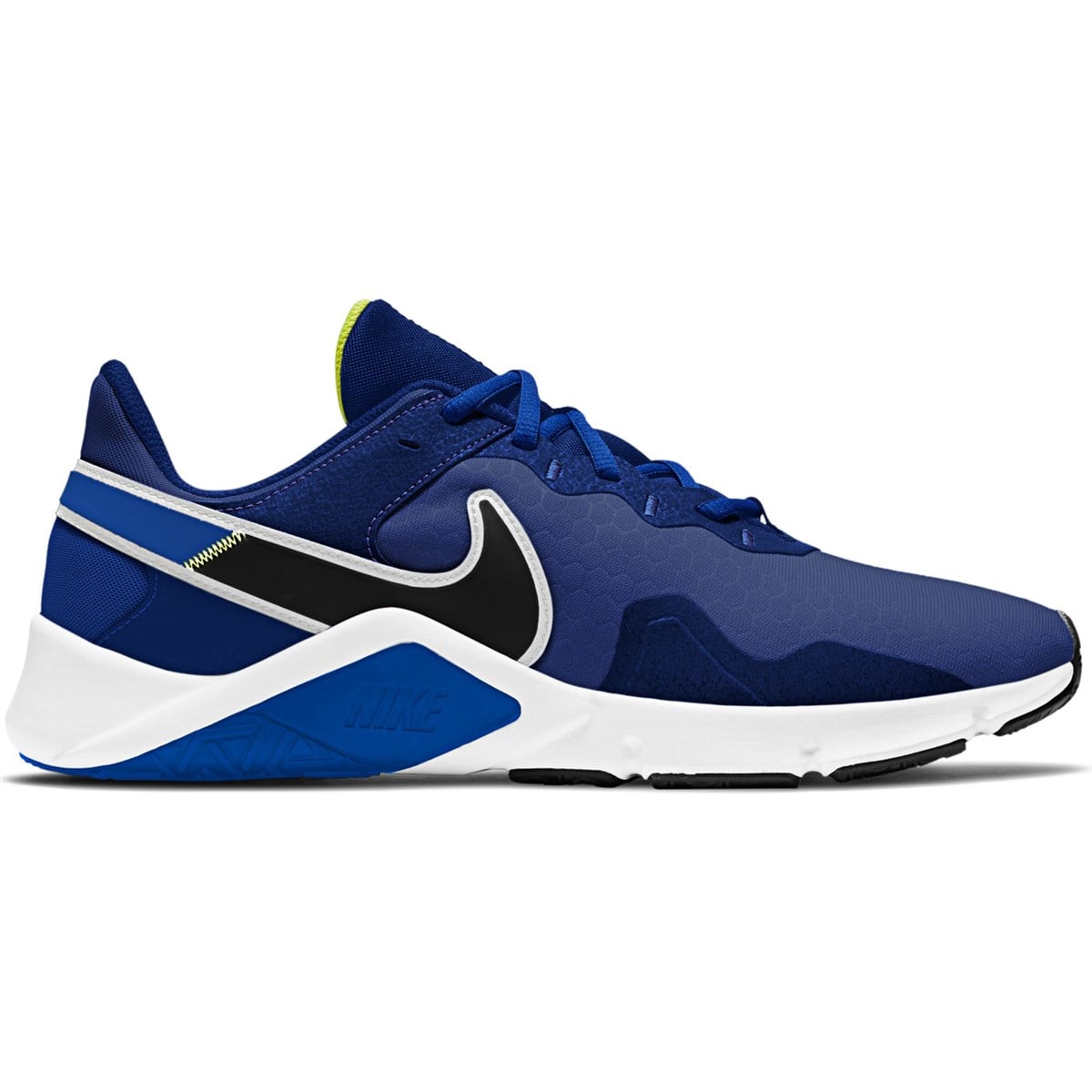 NIKE LEGEND ESSENTIAL 2
