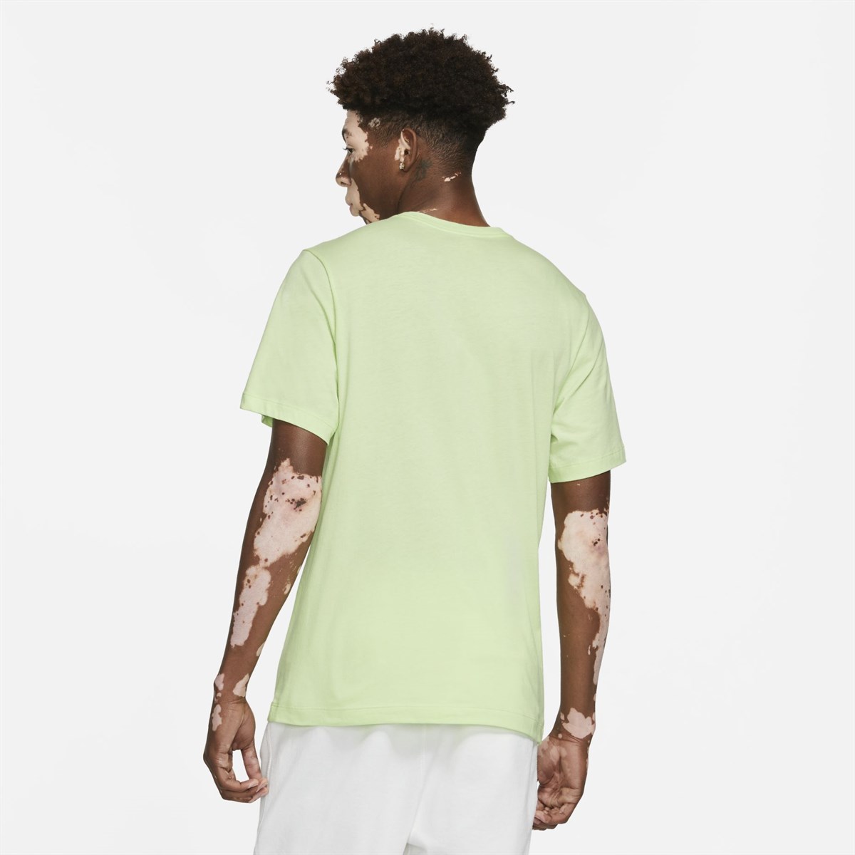 Nike M Nsw Tee Beach Party Futura Erkek Tişört