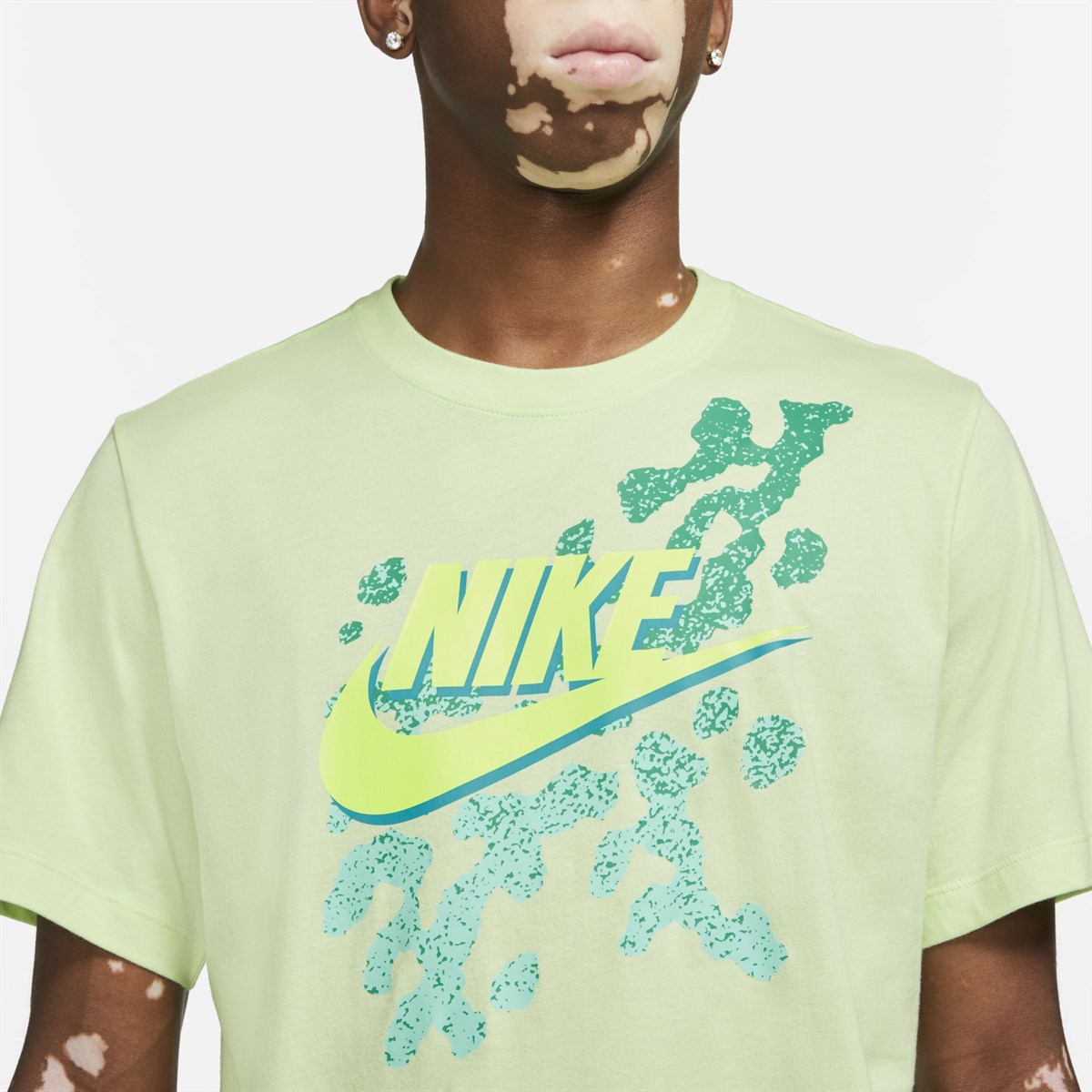 Nike M Nsw Tee Beach Party Futura Erkek Tişört
