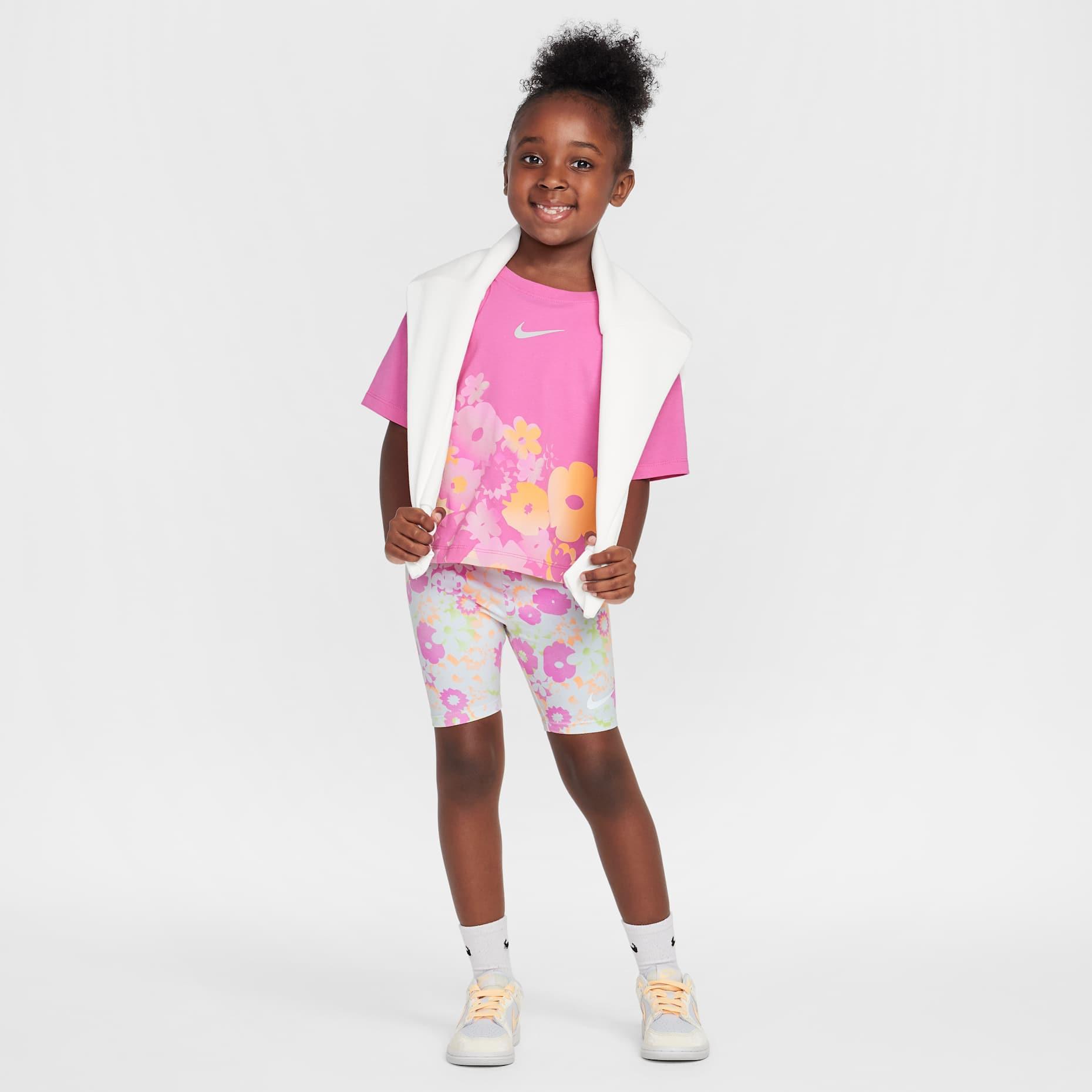 Nike Nkg Flow-Ral Aop Bıke Short Set Çocuk Tayt Takımı 36M848