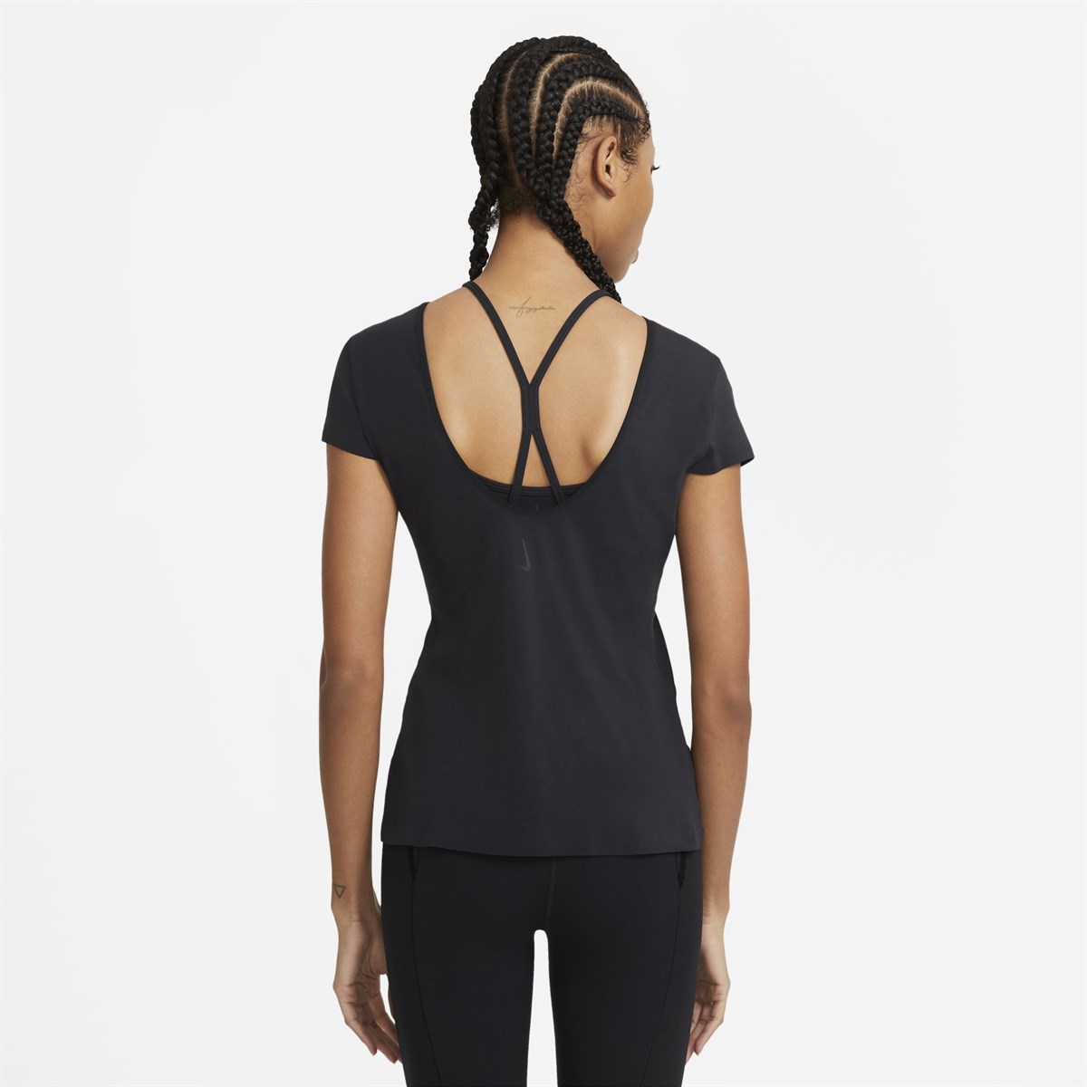 Nike W Ny Df Luxe Infınalon S/S Top Kadın Tişört