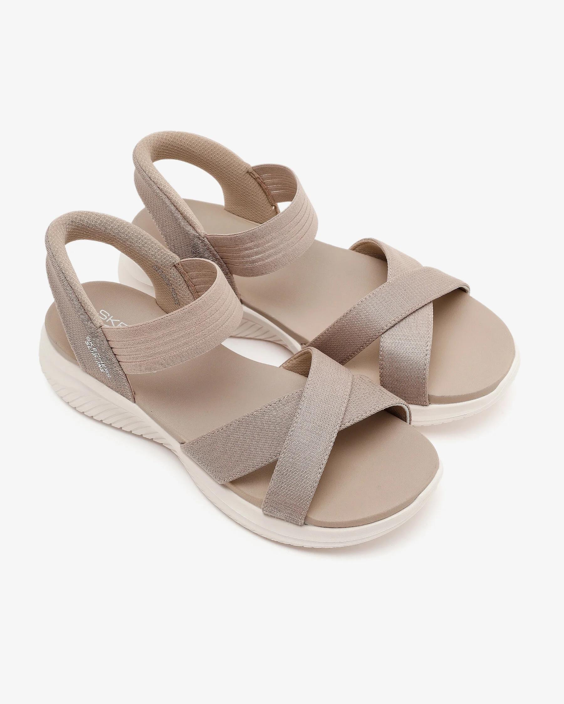 Skechers Ultra Flex 3.0 Kadın Sandalet 119975