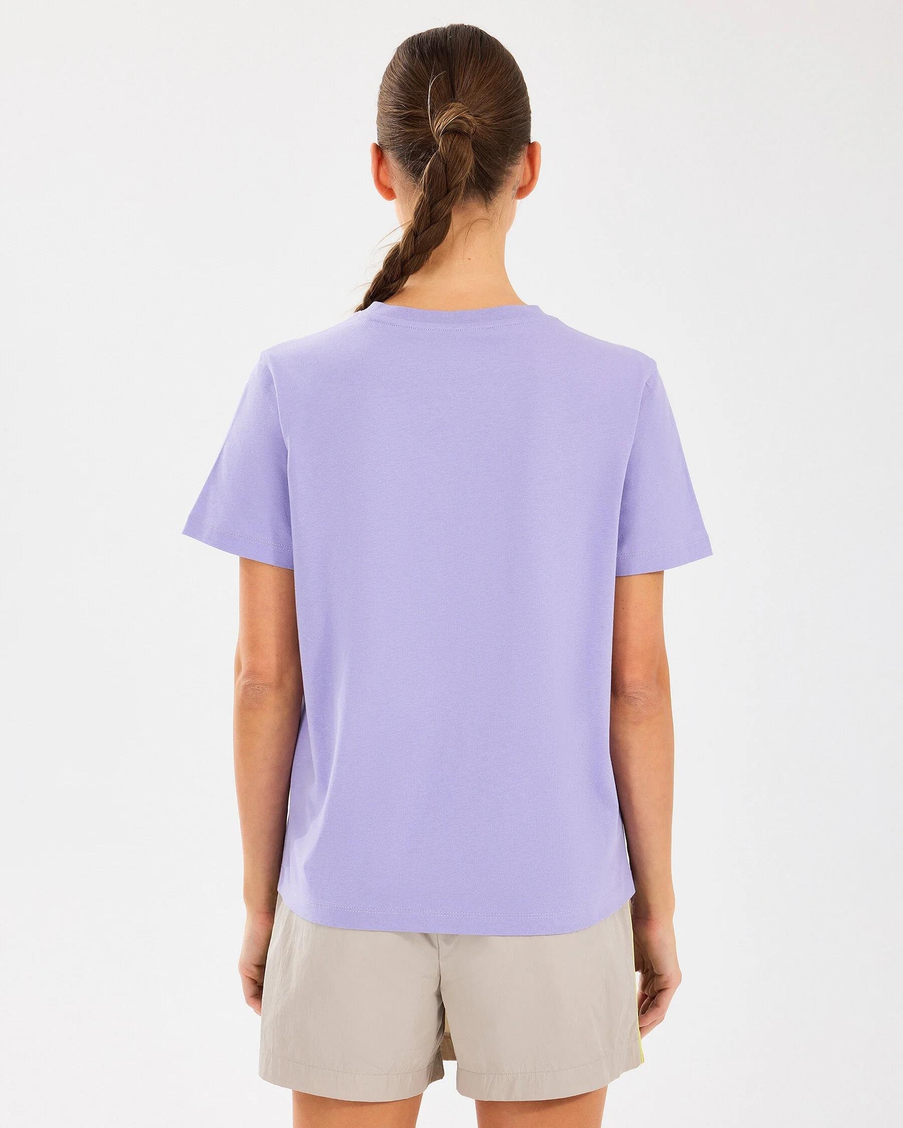 Skechers W Regular Fit Graphic Tee T-Shirt Kadın Tişört S2510141