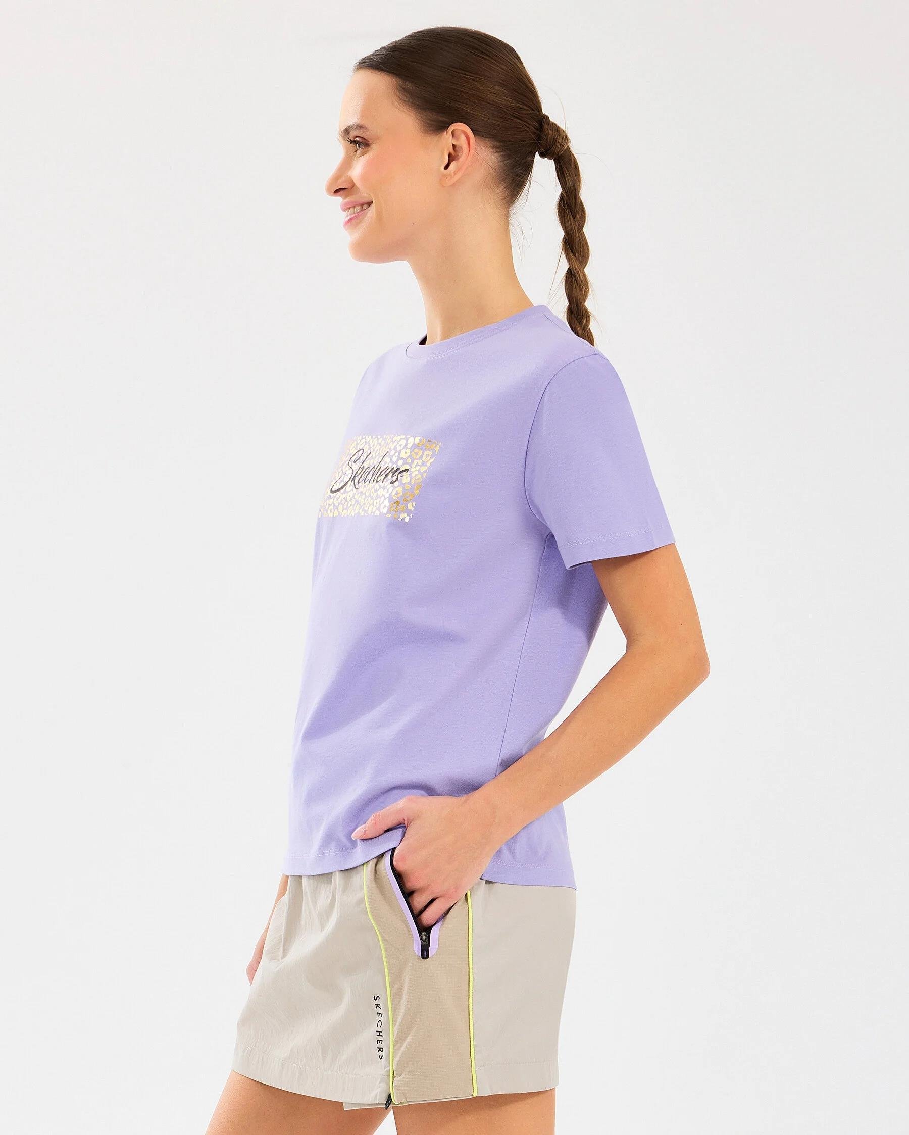 Skechers W Regular Fit Graphic Tee T-Shirt Kadın Tişört S2510141