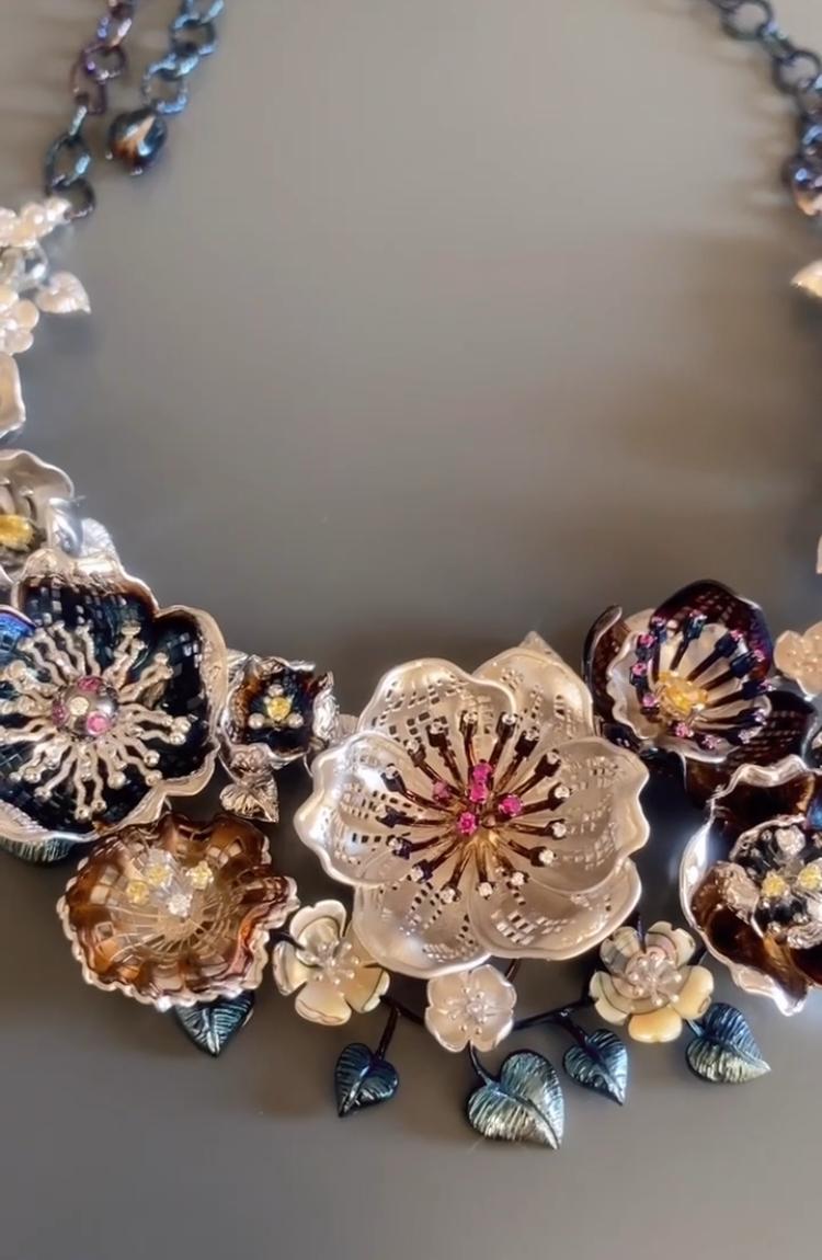 Roberto Çiçek Gerdanlık