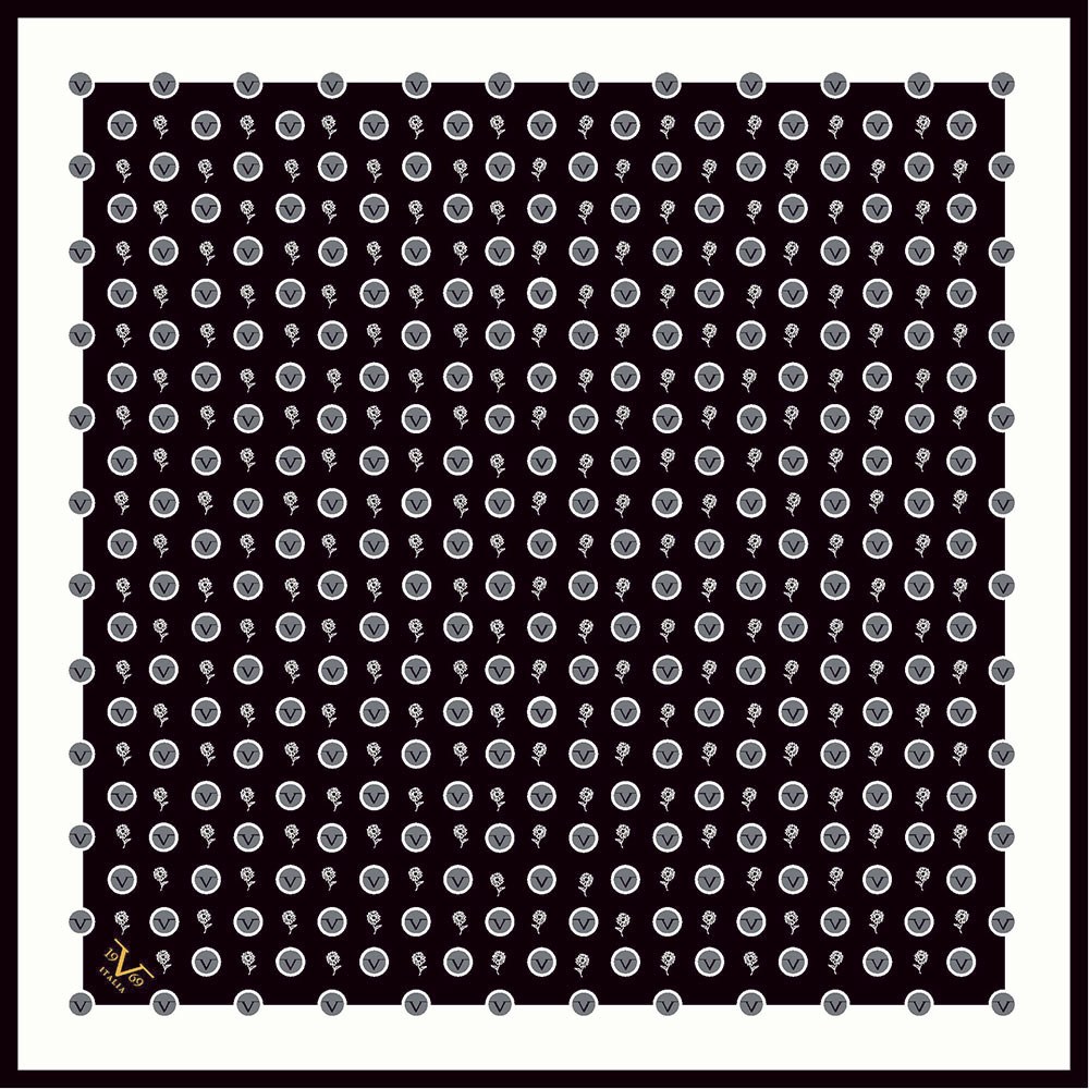 GOLD SERİ EŞARPGeometrik Logolu Desen Gold Seri Twill Eşarp Askısı ile Birlikte 90x90 cm