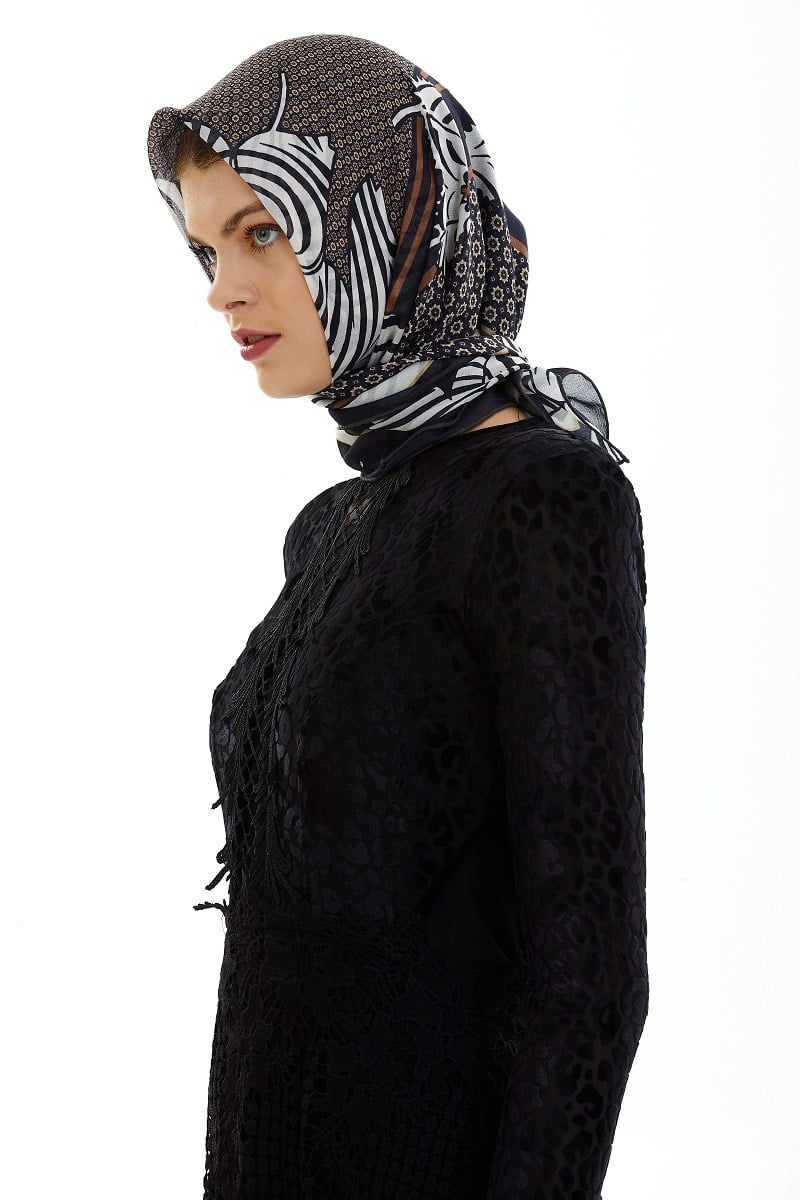 ScarfÇiçekli Desen İtalyan Şifon Seri Eşarp Askısı ile Birlikte 90x90 cm