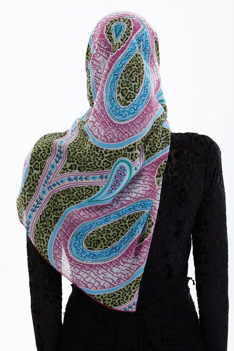 İTALYAN ŞİFON SERİMandala Desen İtalyan Şifon Seri Eşarp Askısı İle Birlikte 140x140 cm