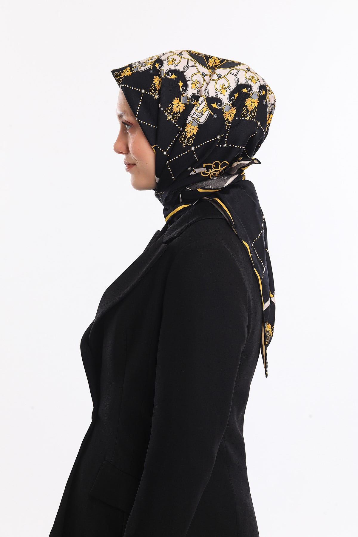 EŞARPZincirli Desen Gold Seri Twill Eşarp Askısı ile Birlikte 90x90 cm