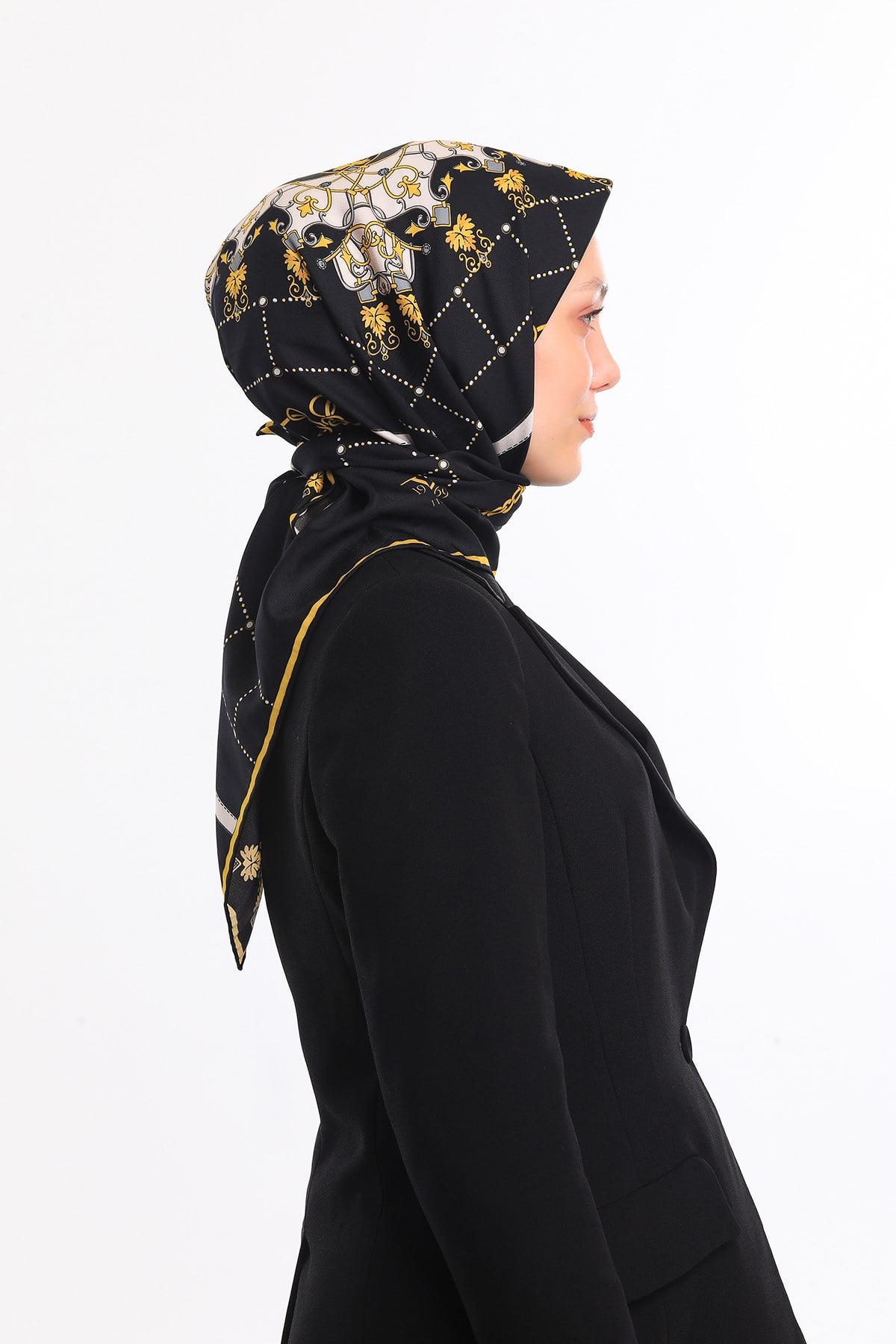 EŞARPZincirli Desen Gold Seri Twill Eşarp Askısı ile Birlikte 90x90 cm