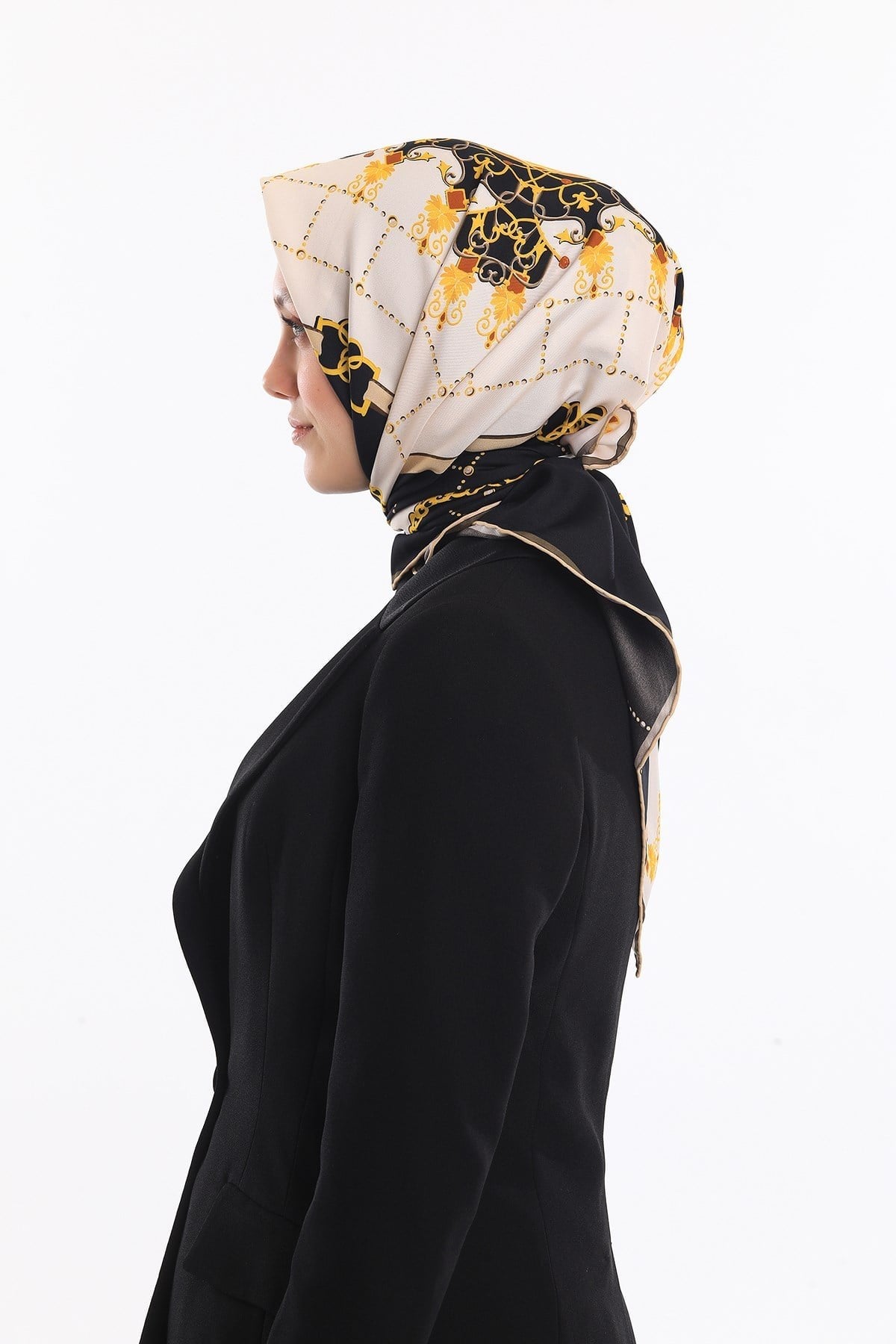 EŞARPZincirli Desen Gold Seri Twill Eşarp Askısı ile Birlikte 90x90 cm