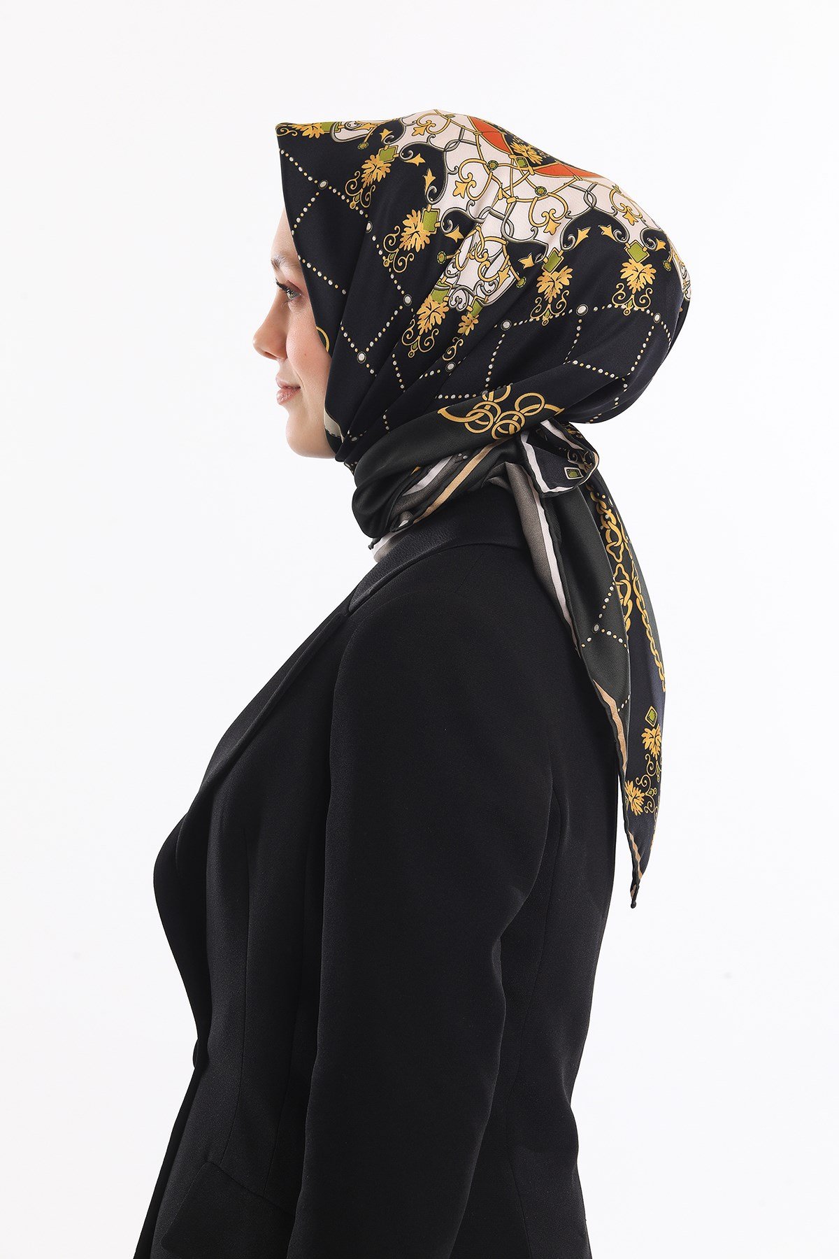 EŞARPZincirli Desen Gold Seri Twill Eşarp Askısı ile Birlikte 90x90 cm
