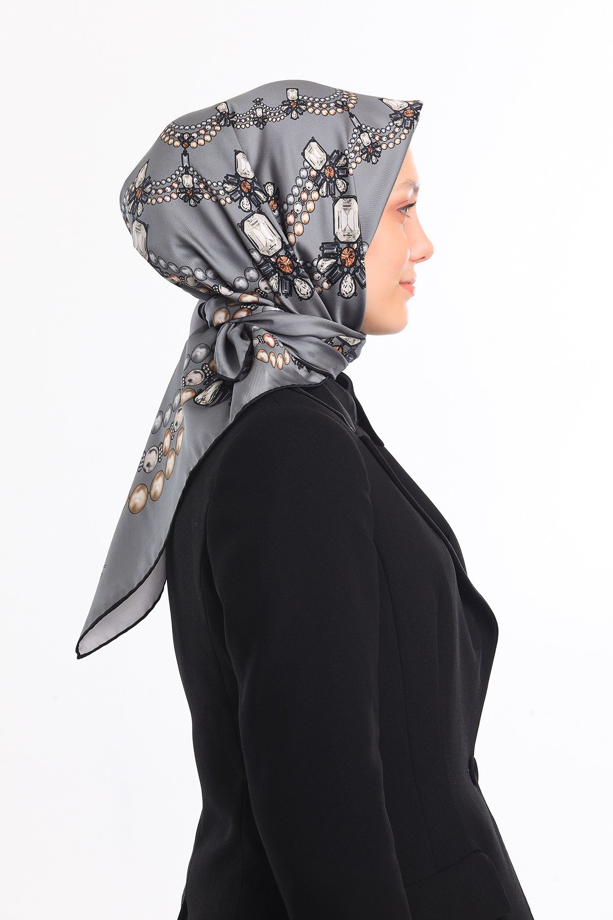 EŞARPEtro Desen Gold Seri Twill Eşarp Askısı ile Birlikte 90x90 cm