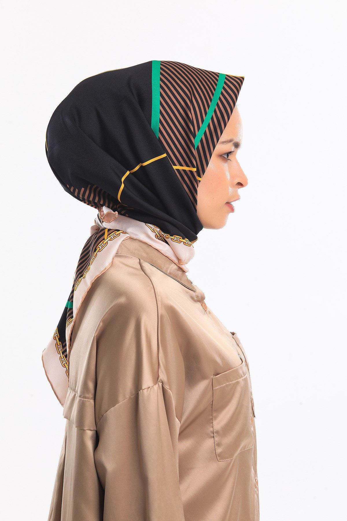 ScarfEkose Desen Gold Seri Twill Eşarp Askısı ile Birlikte 90x90 cm