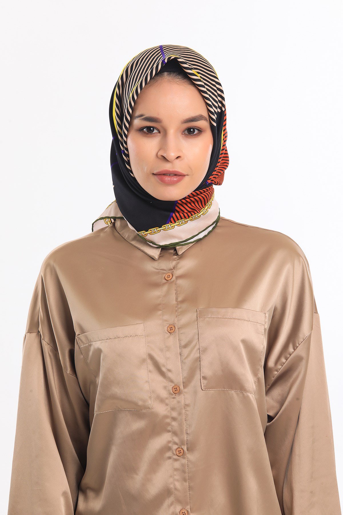 ScarfEkose Desen Gold Seri Twill Eşarp Askısı ile Birlikte 90x90 cm