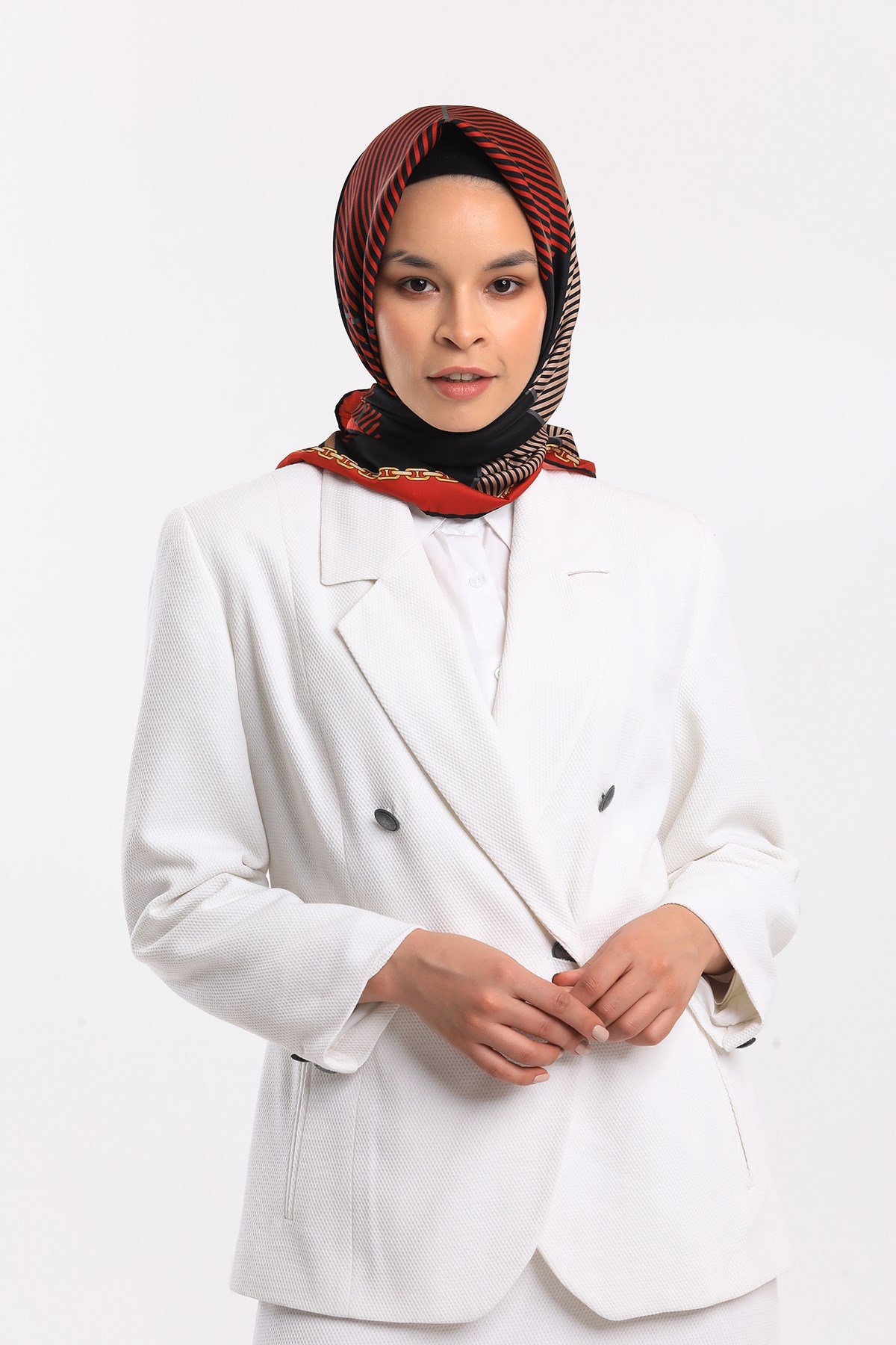 ScarfEkose Desen Gold Seri Twill Eşarp Askısı ile Birlikte 90x90 cm