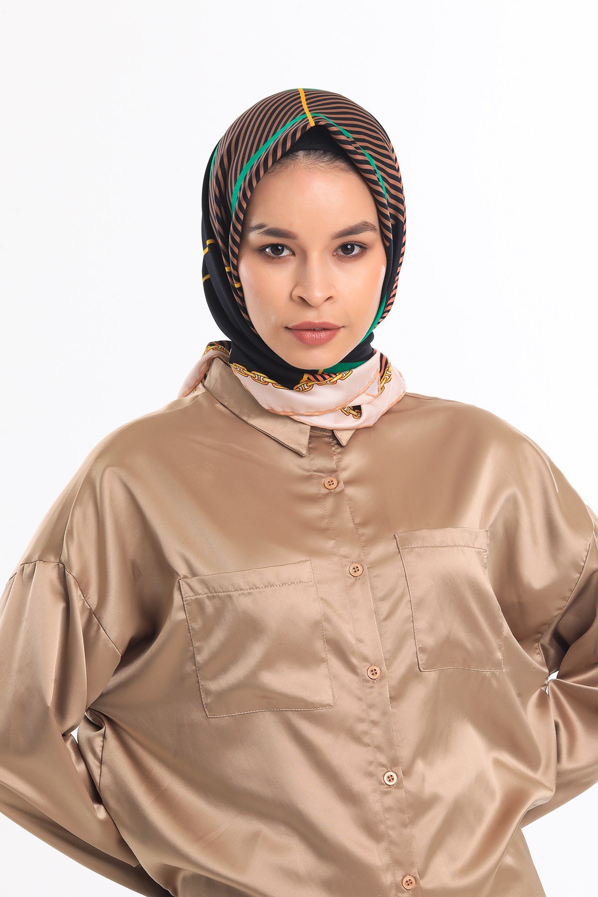 ScarfEkose Desen Gold Seri Twill Eşarp Askısı ile Birlikte 90x90 cm
