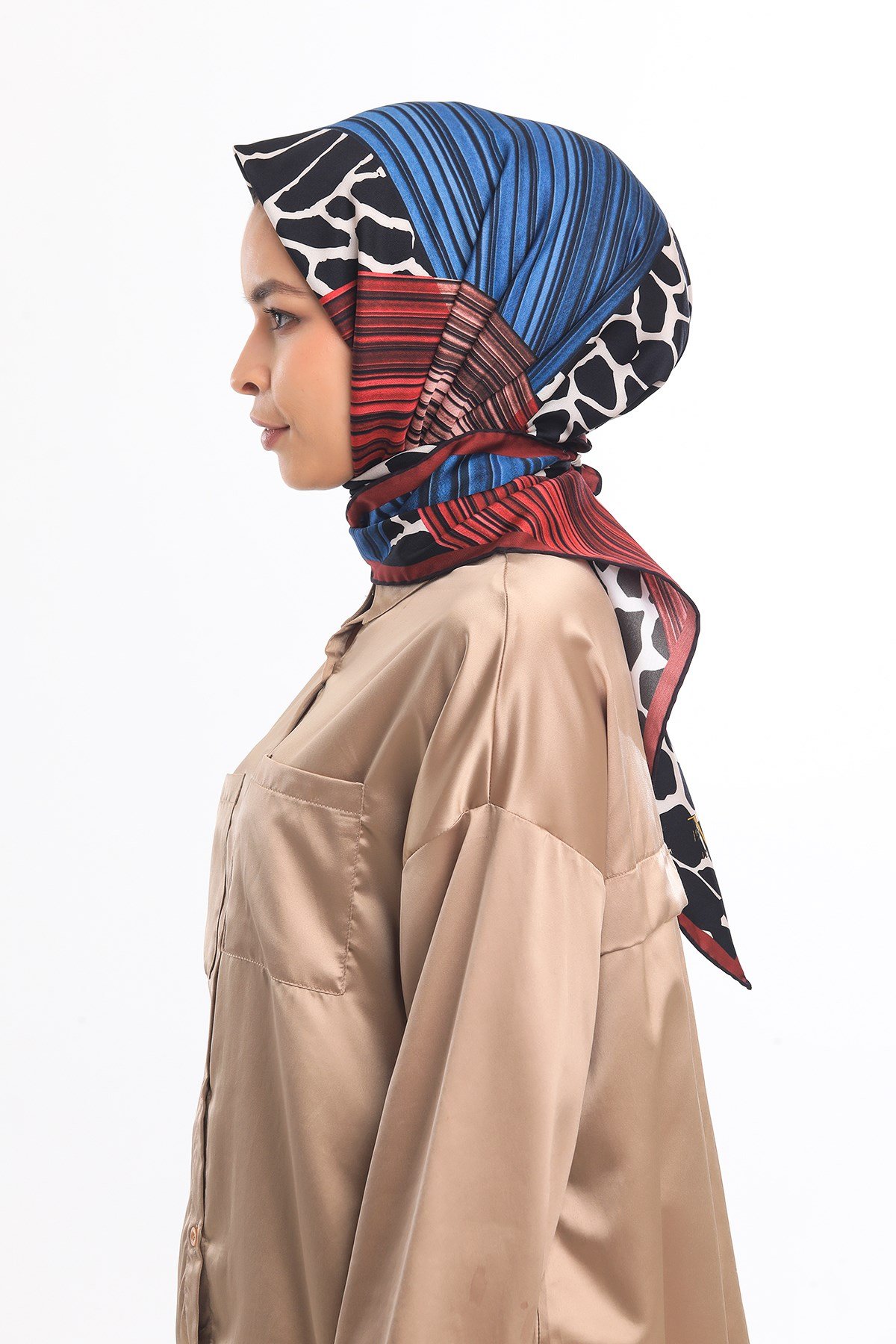 EŞARPLeopar Desen Gold Seri Twill Eşarp Askısı ile Birlikte 90x90 cm
